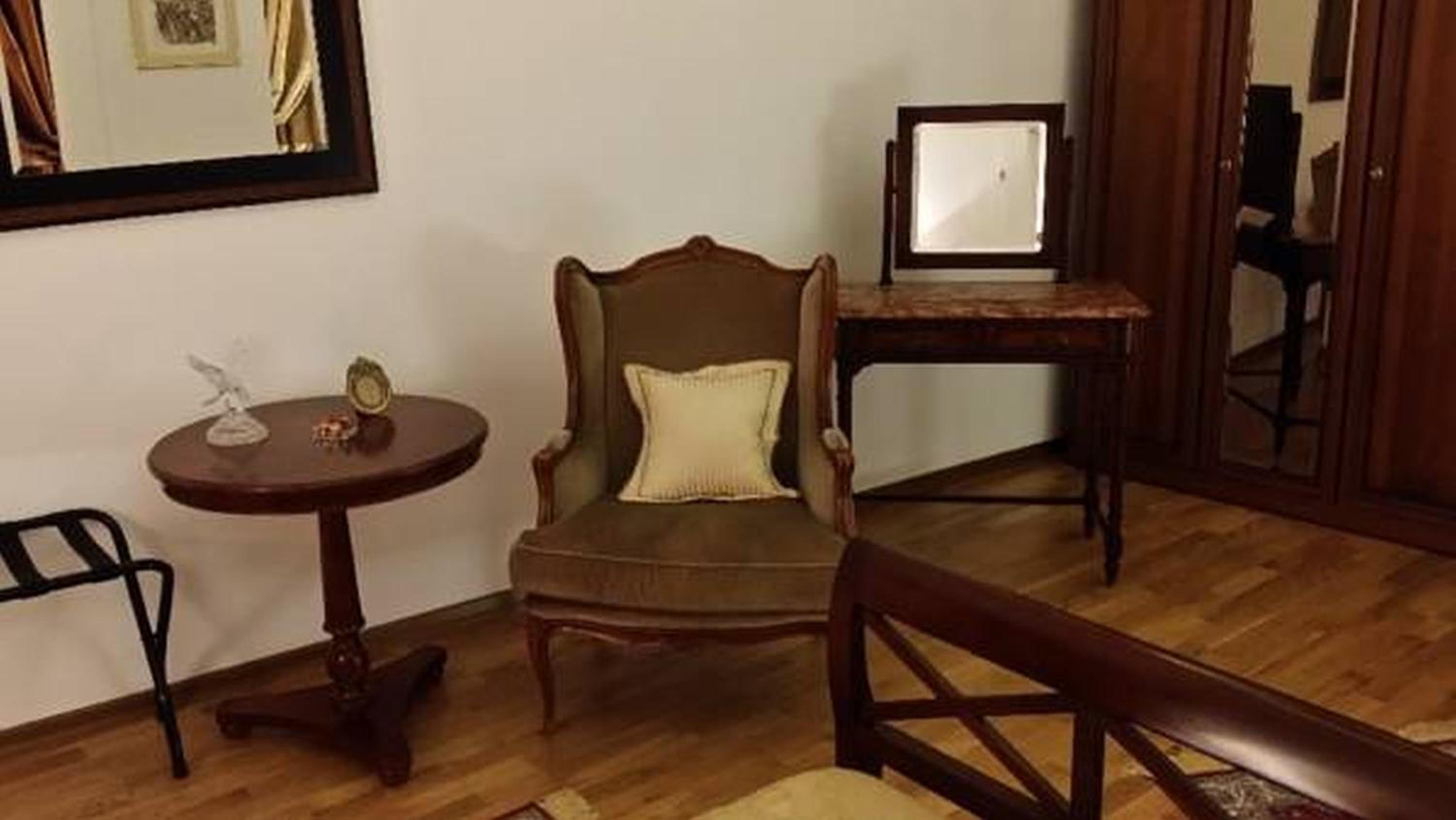 Deluxe Double Room With Bath photo 2