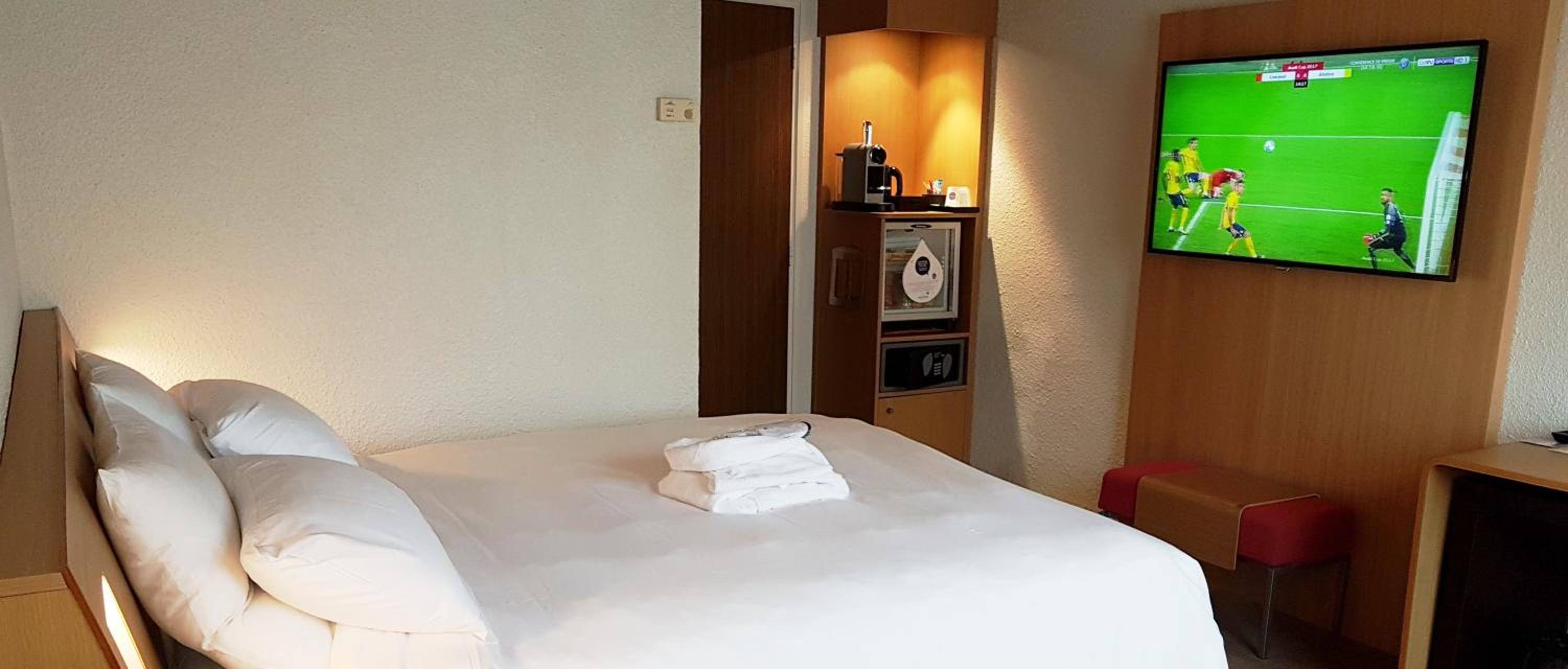 Executive Double Room - Photo 9