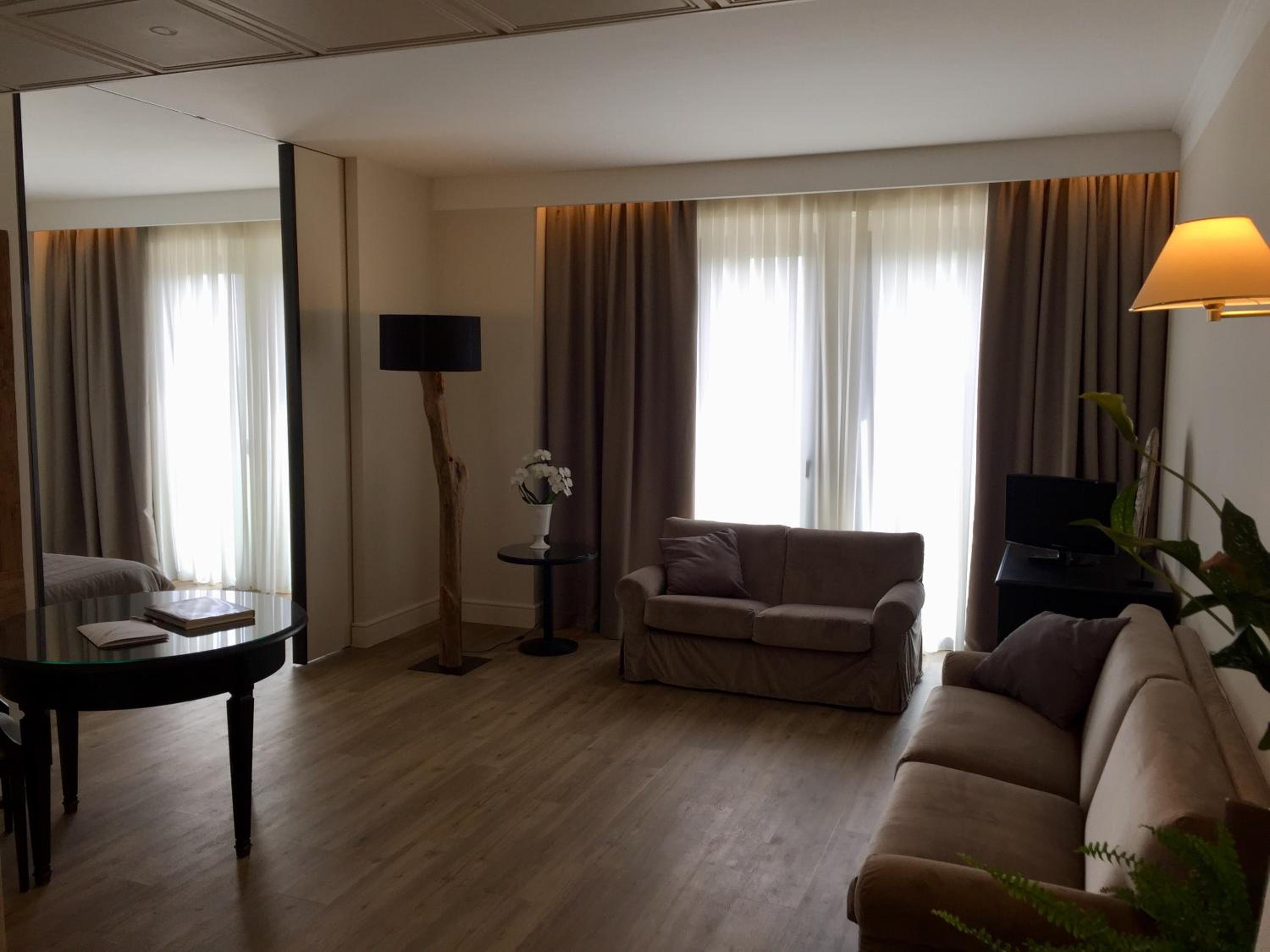 Suite photo 1