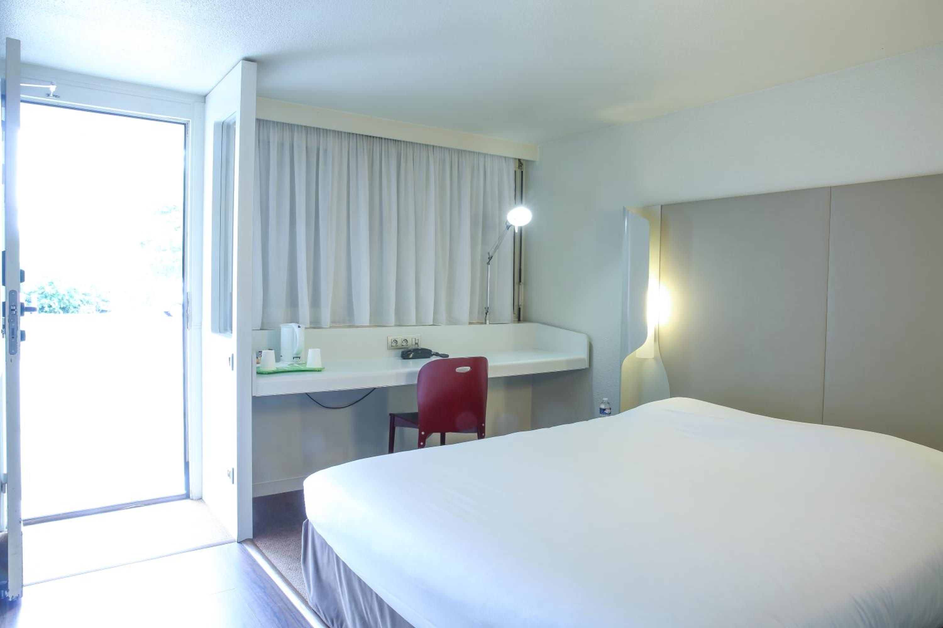 Double Room - Photo 5