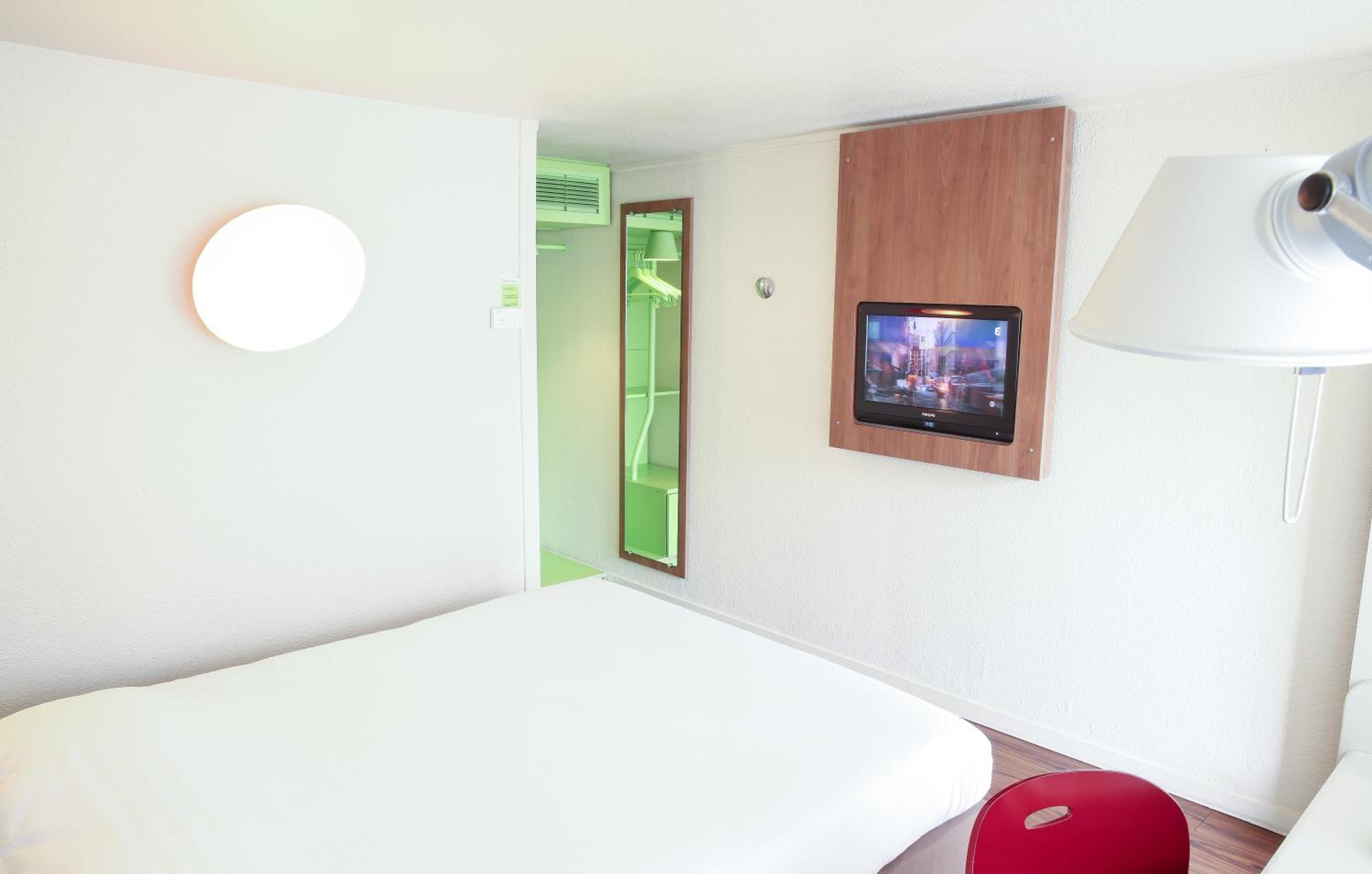 Double Room - Photo 7