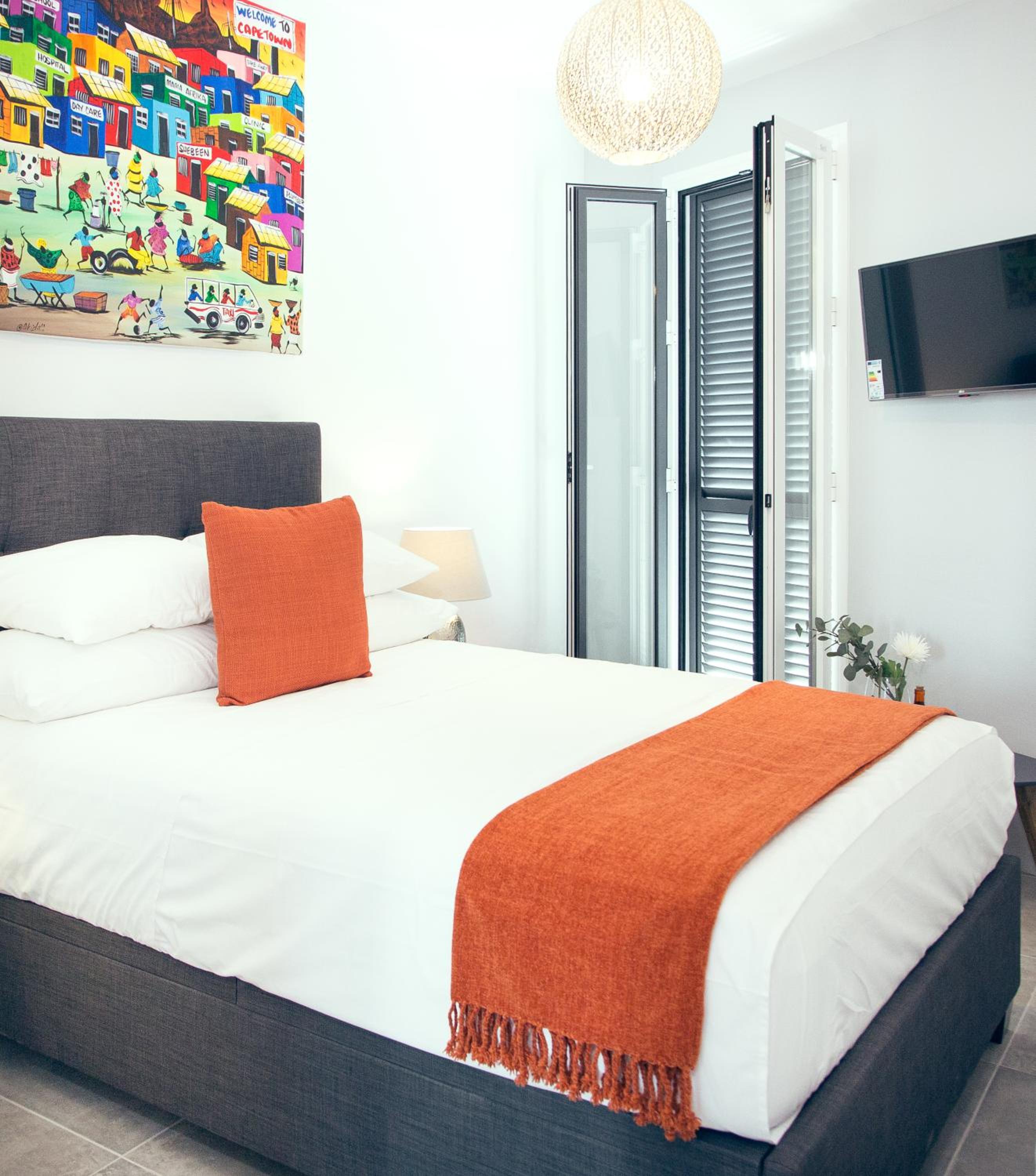 Deluxe Double Room with Balcony photo 3