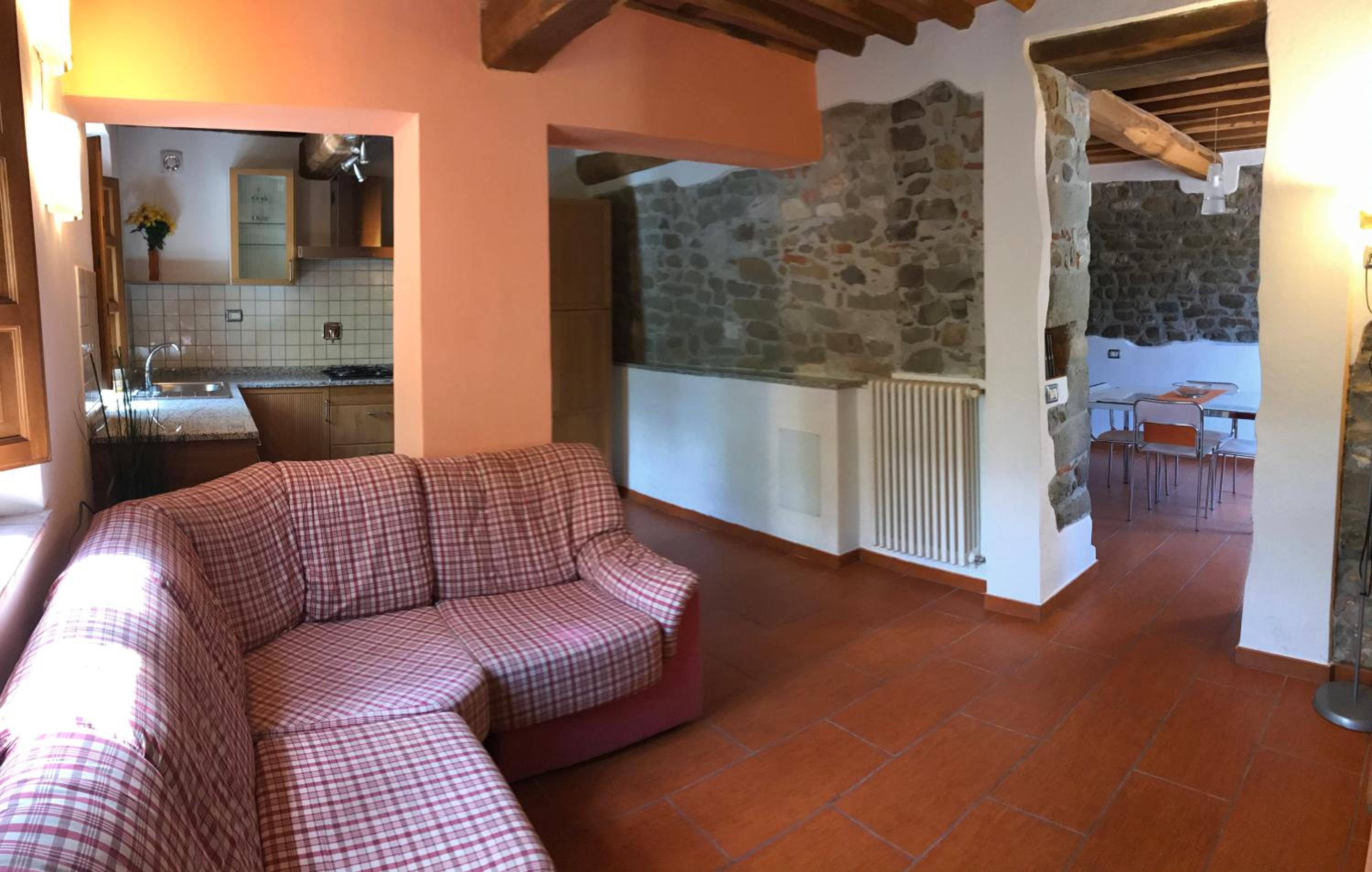 Maisonette photo 1