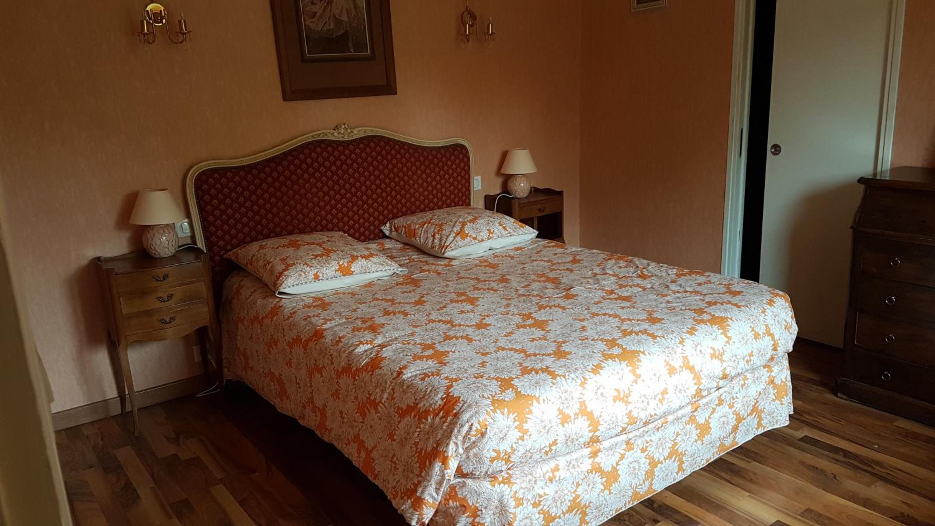 Deluxe Double Room with Shower photo 1