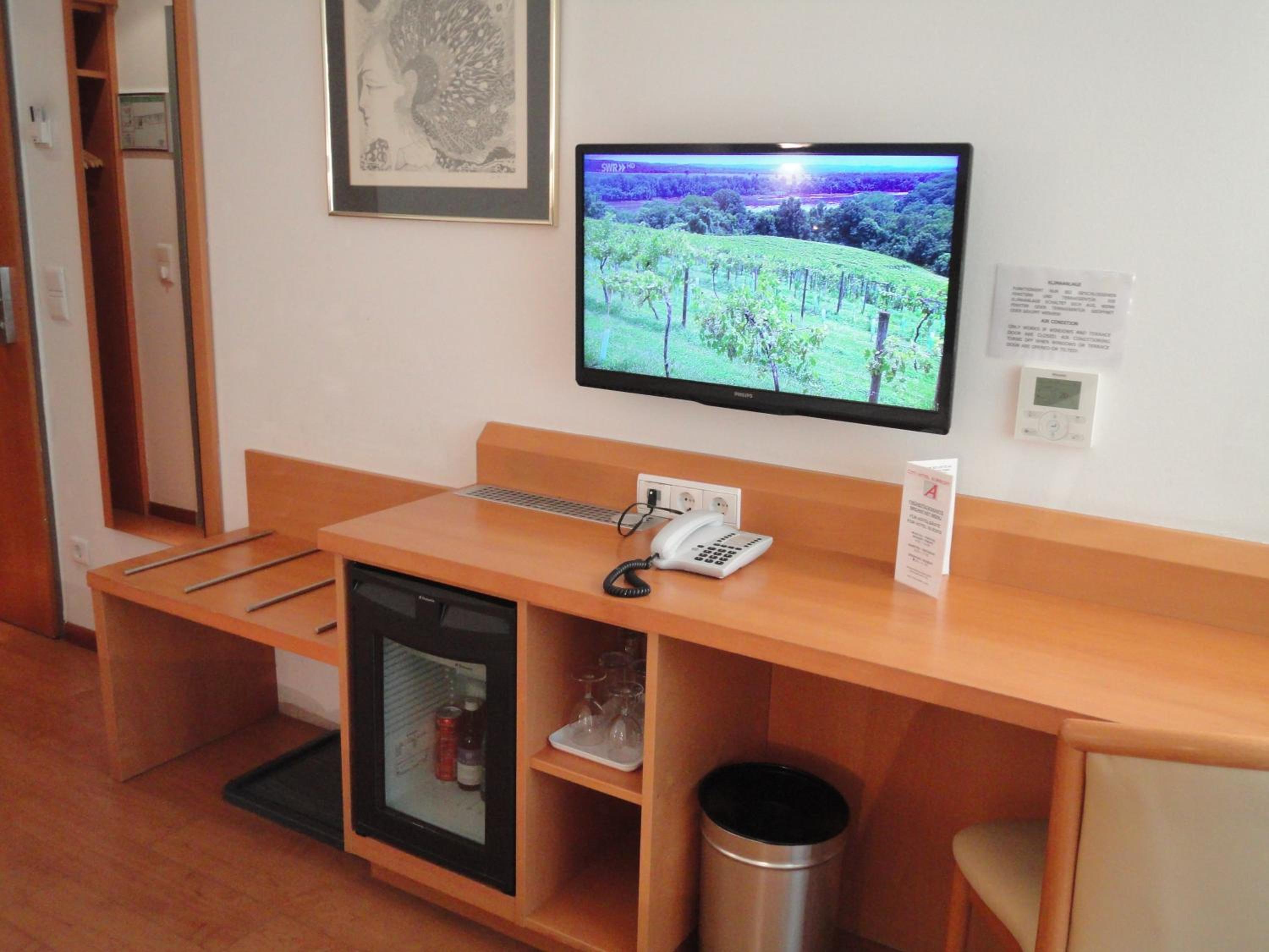 Double Room - Photo 9