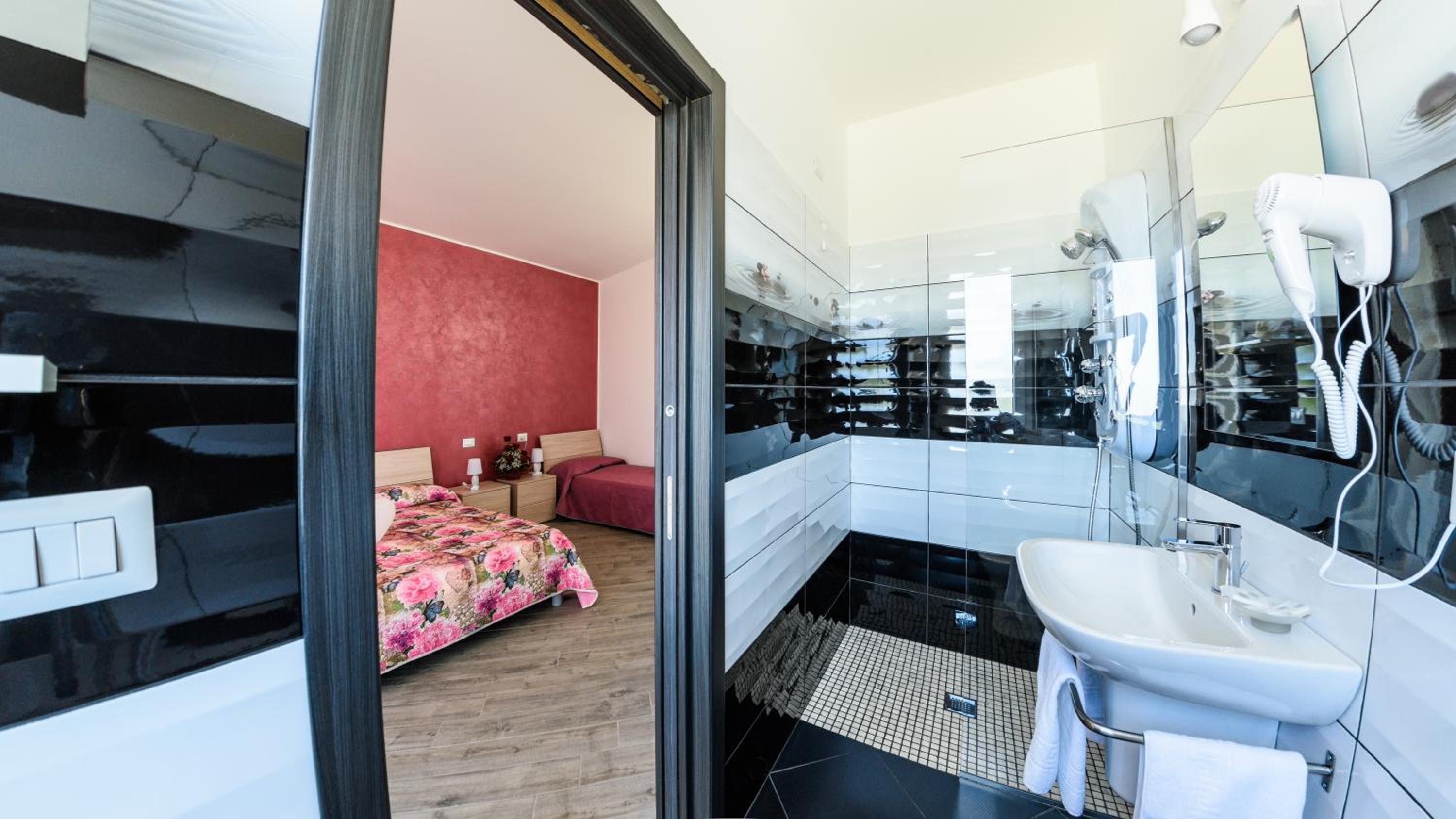 Triple Room - Photo 3