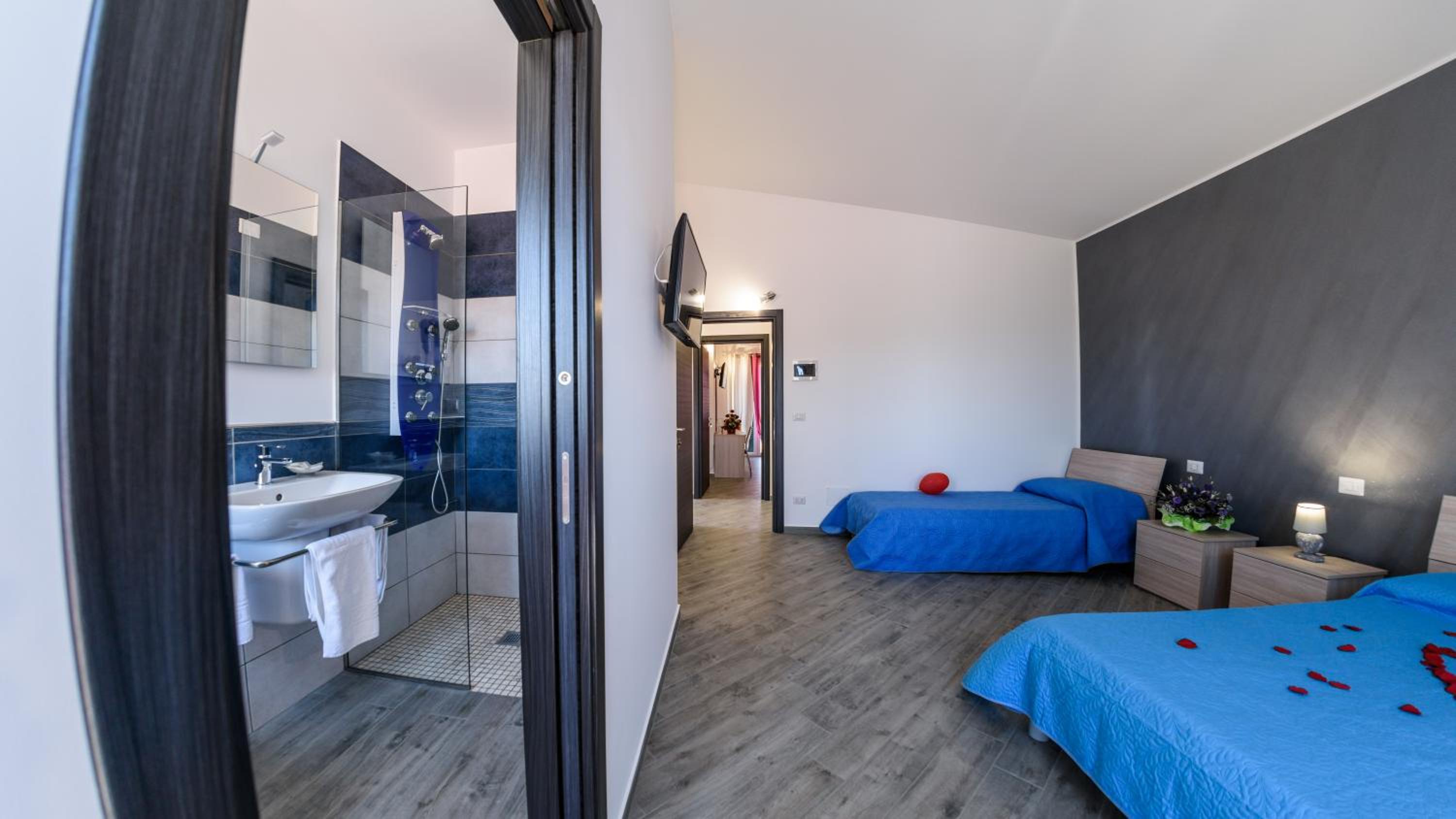 Triple Room photo 1