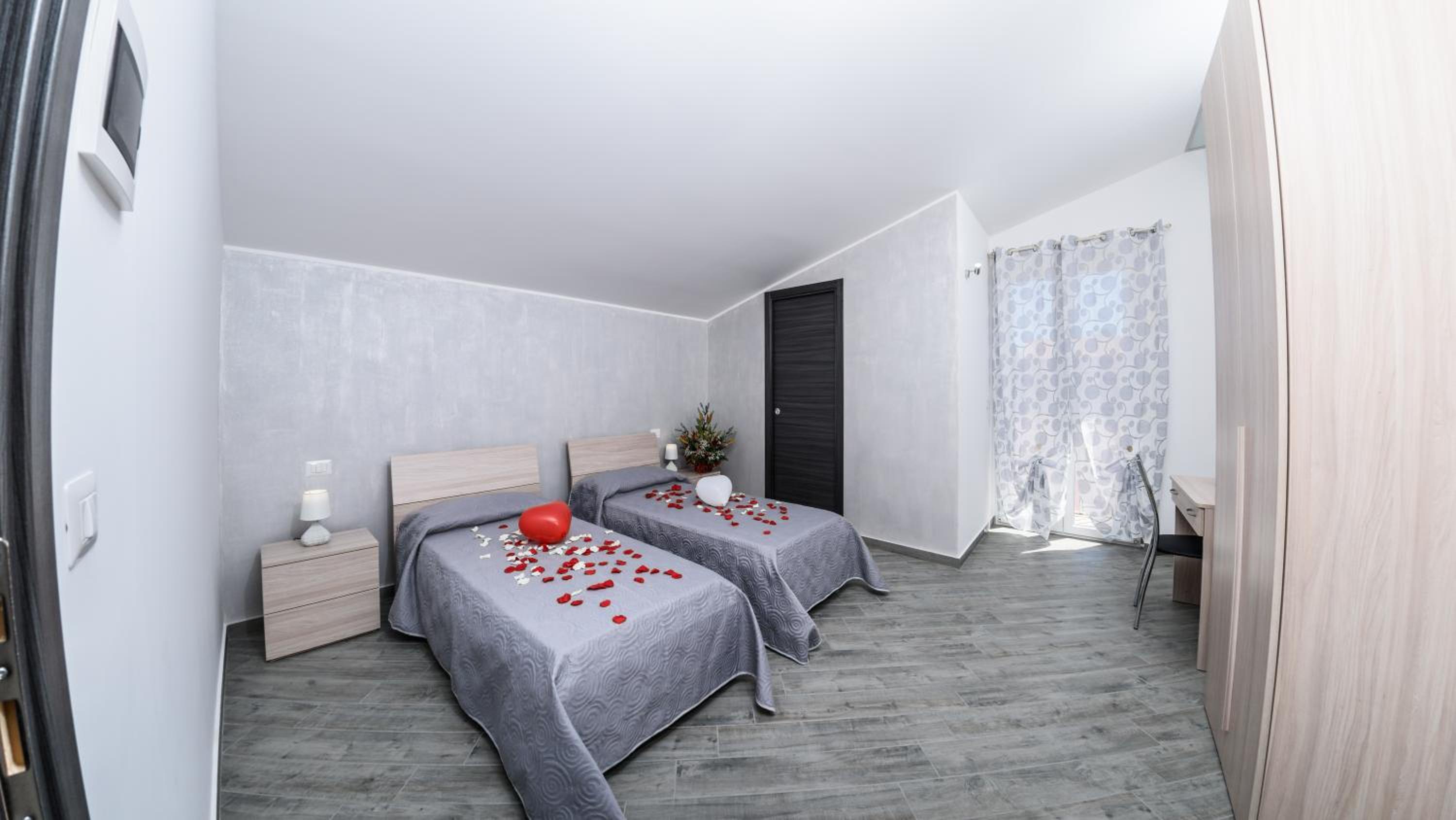 Double or Twin Room - Photo 1