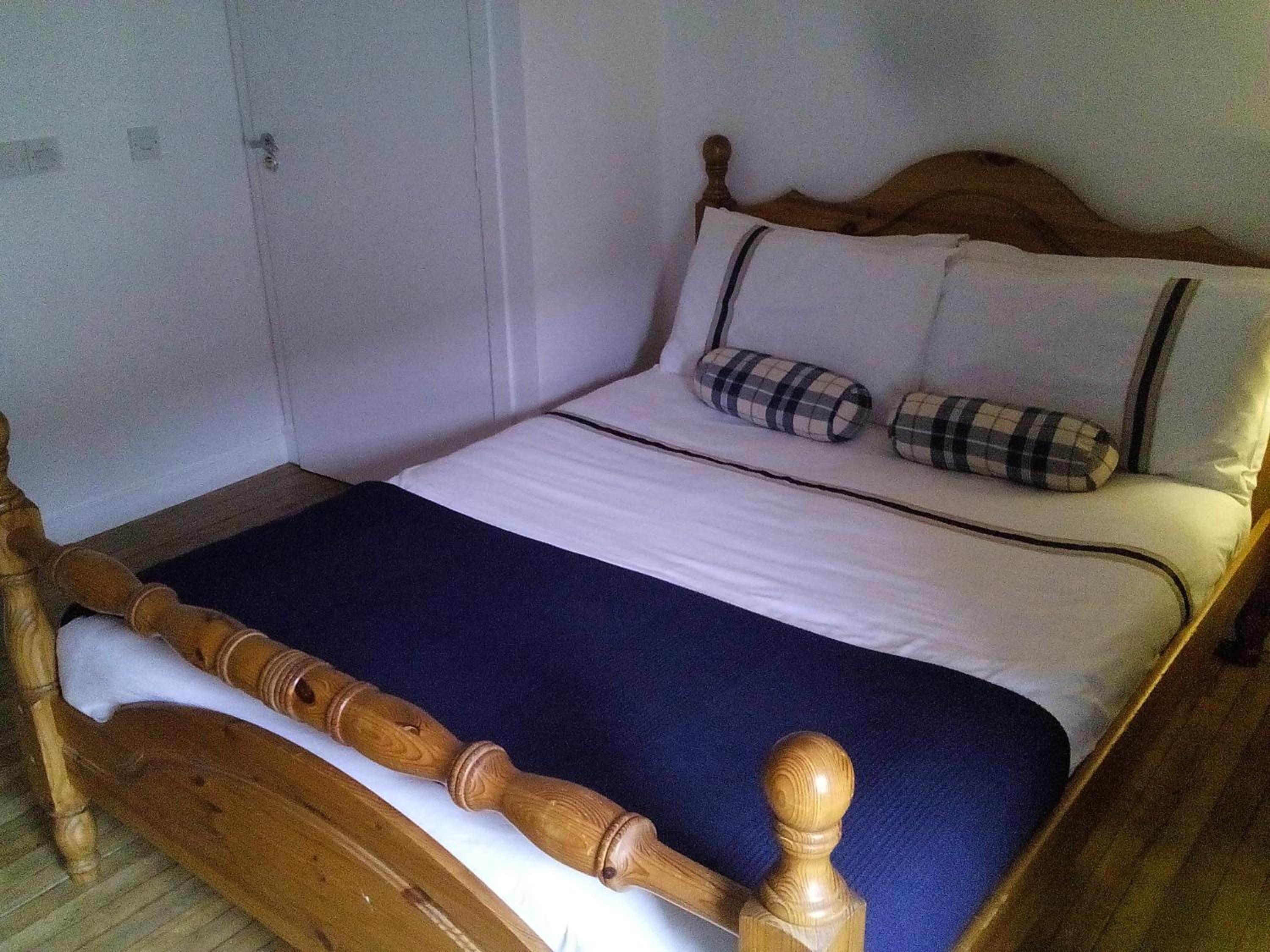 Double Room with Private Bathroom photo 1