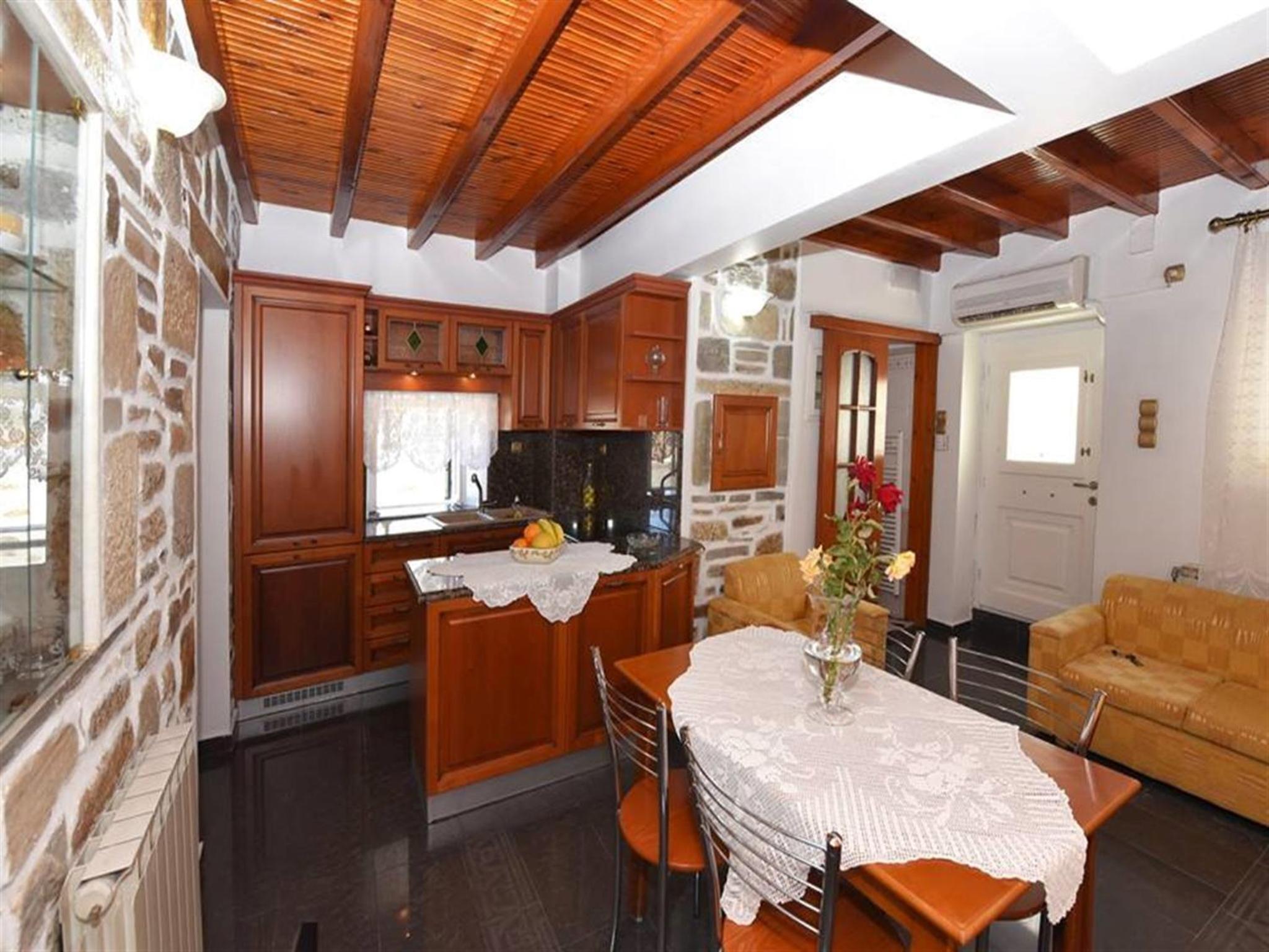 One-Bedroom House - Photo 14