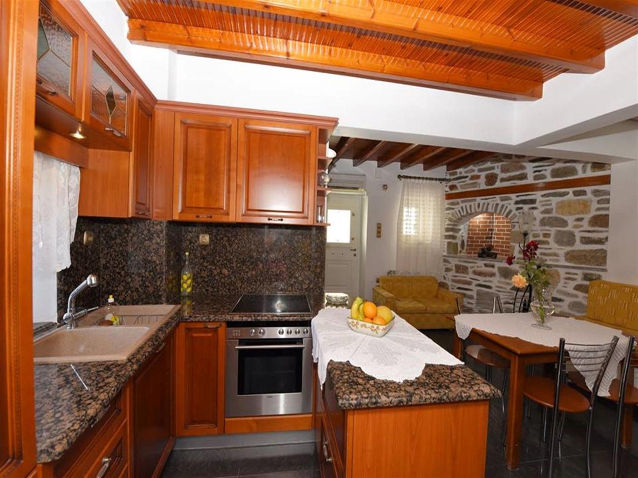 One-Bedroom House - Photo 27