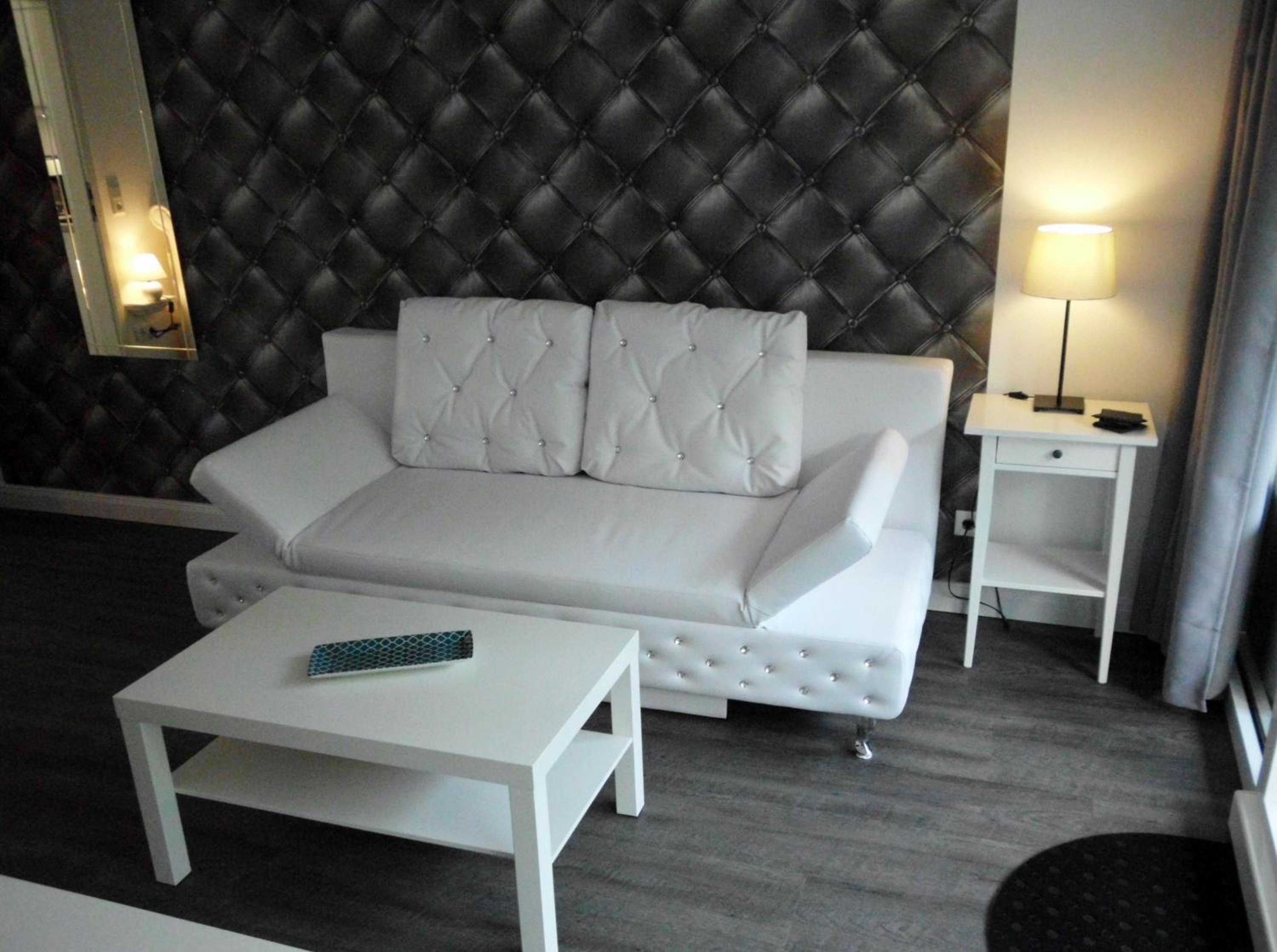 Apartment With Balcony photo 3