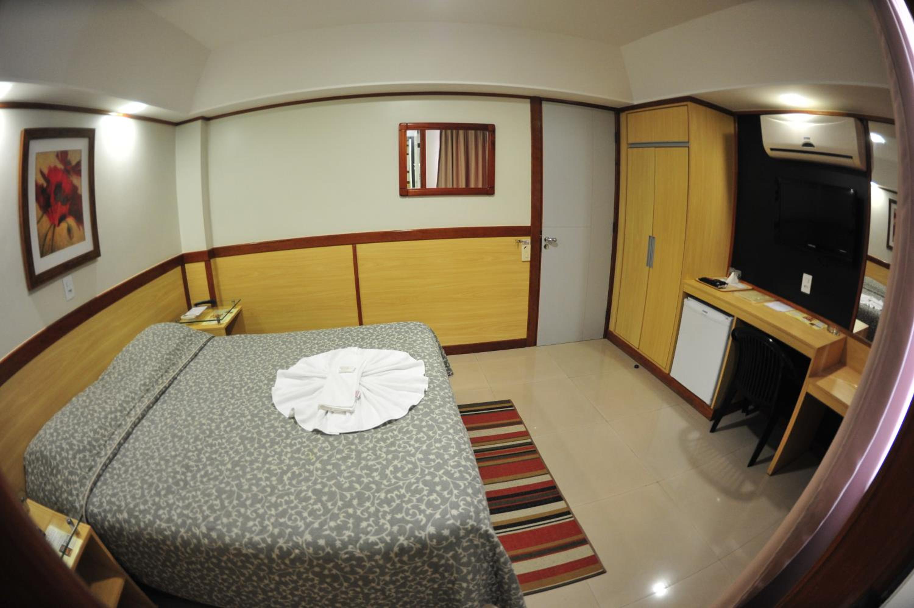 Deluxe Double or Twin Room photo 1