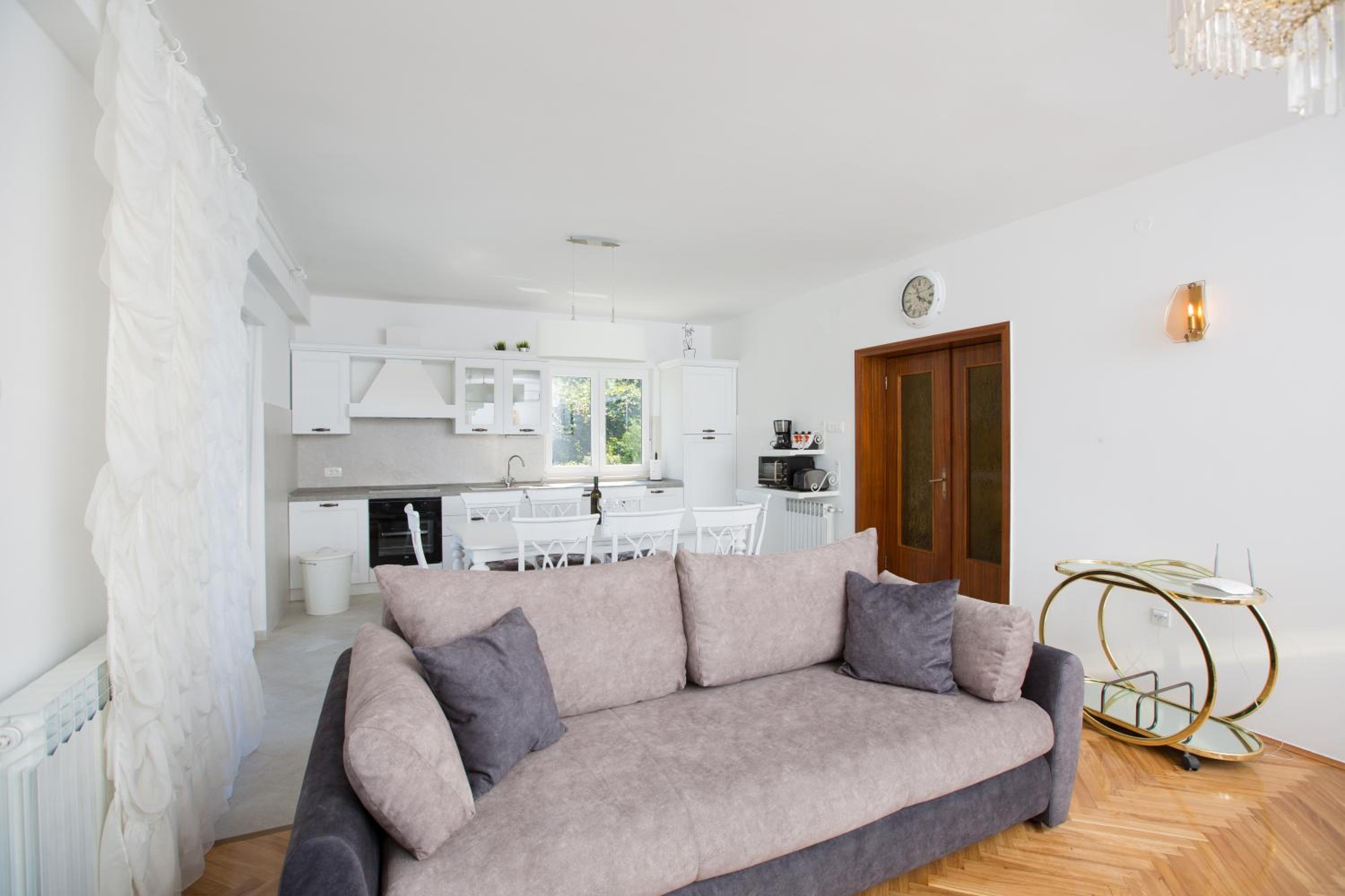 Apartment with Terrace