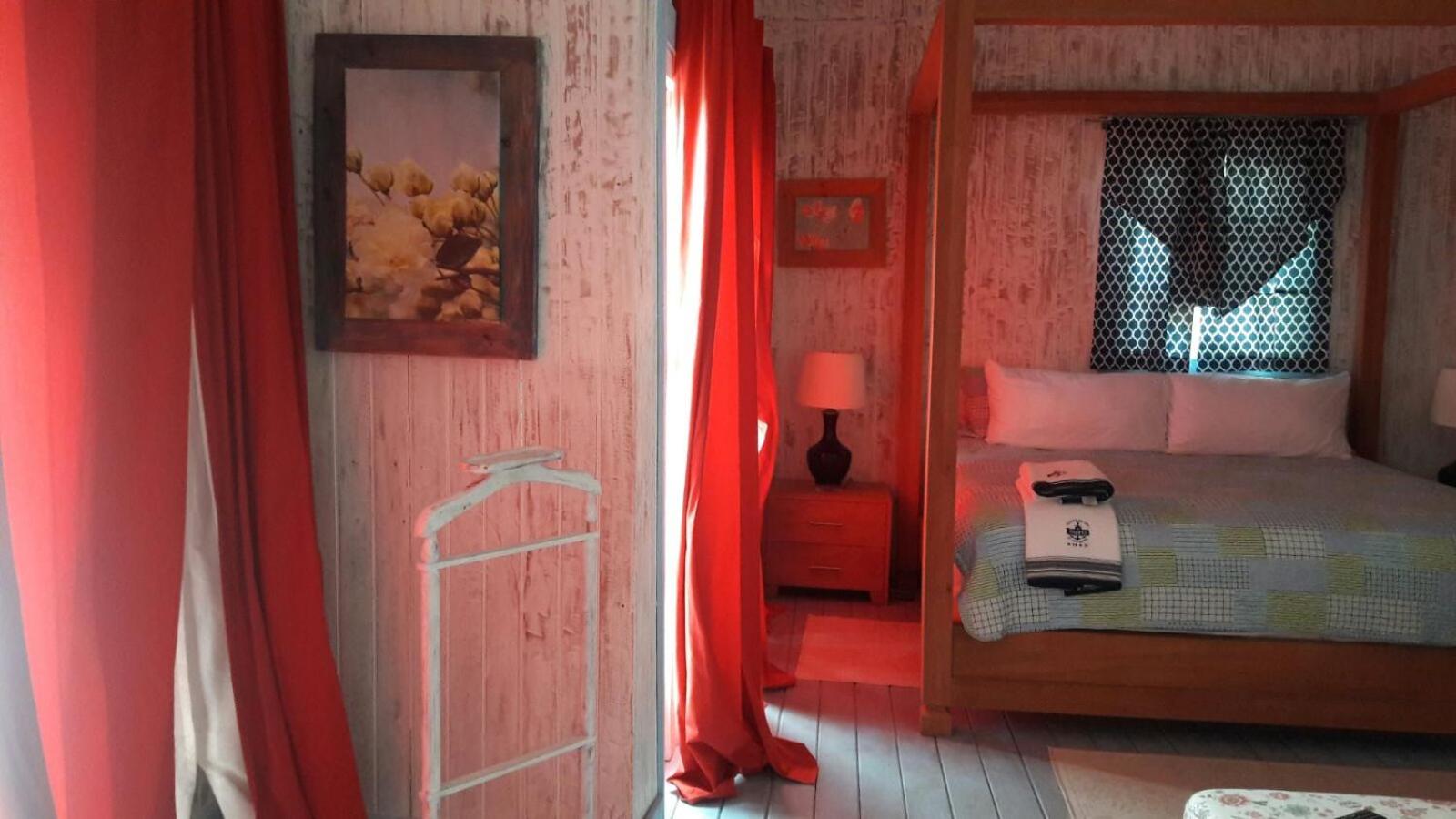 Suite with Balcony photo 3