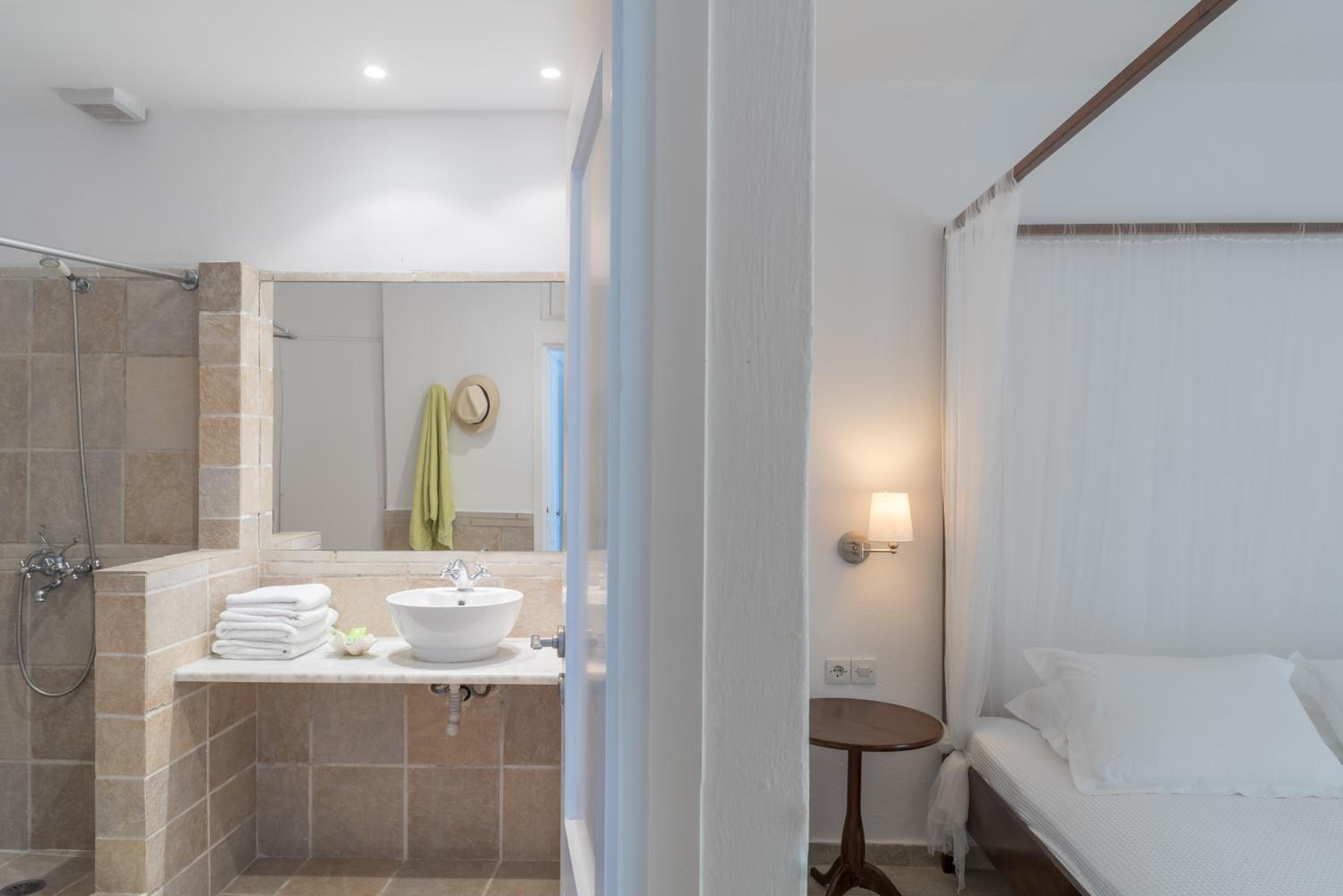 Three-Bedroom Villa photo 2
