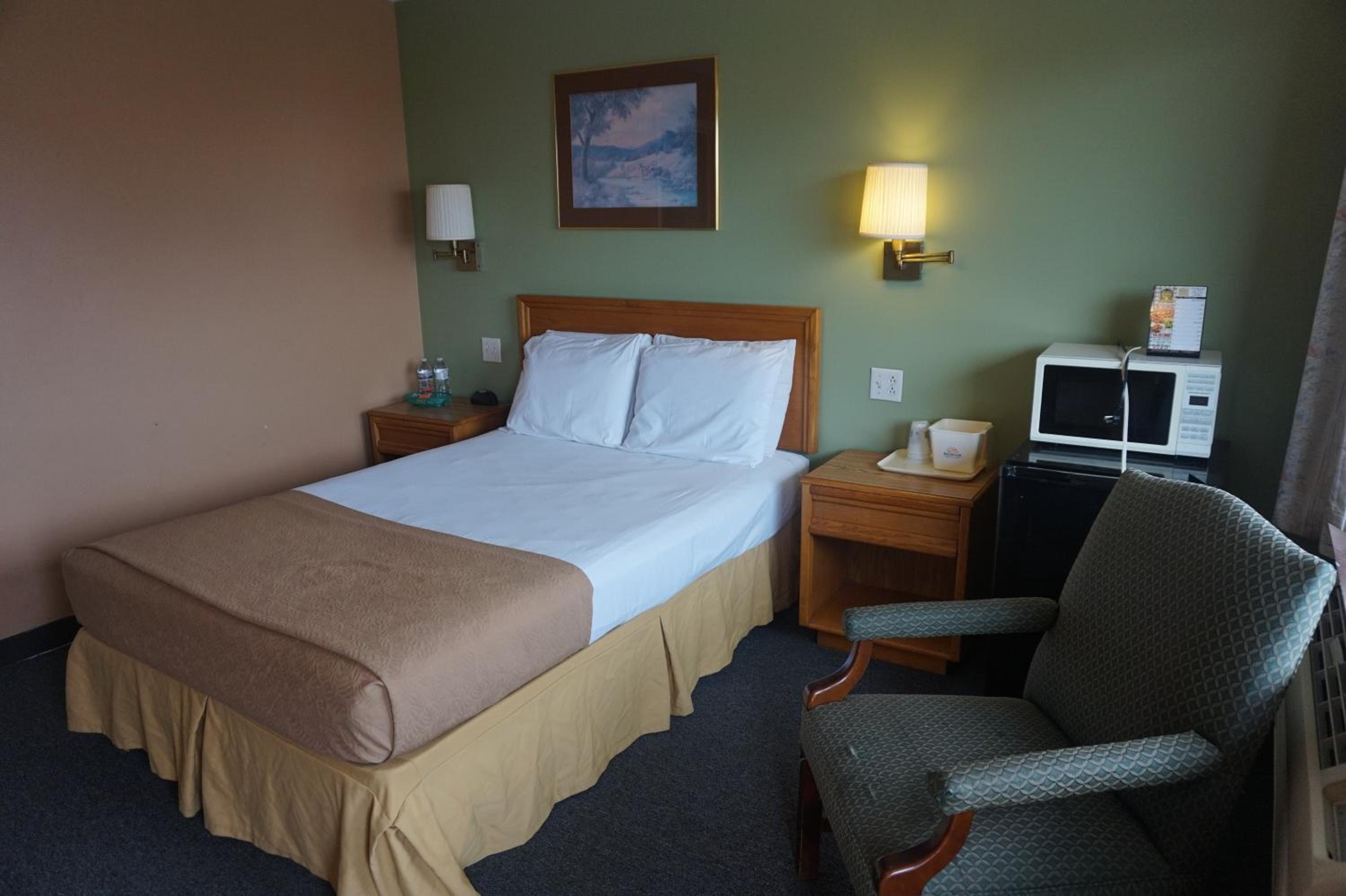 Double Room - Non-Smoking  photo 1