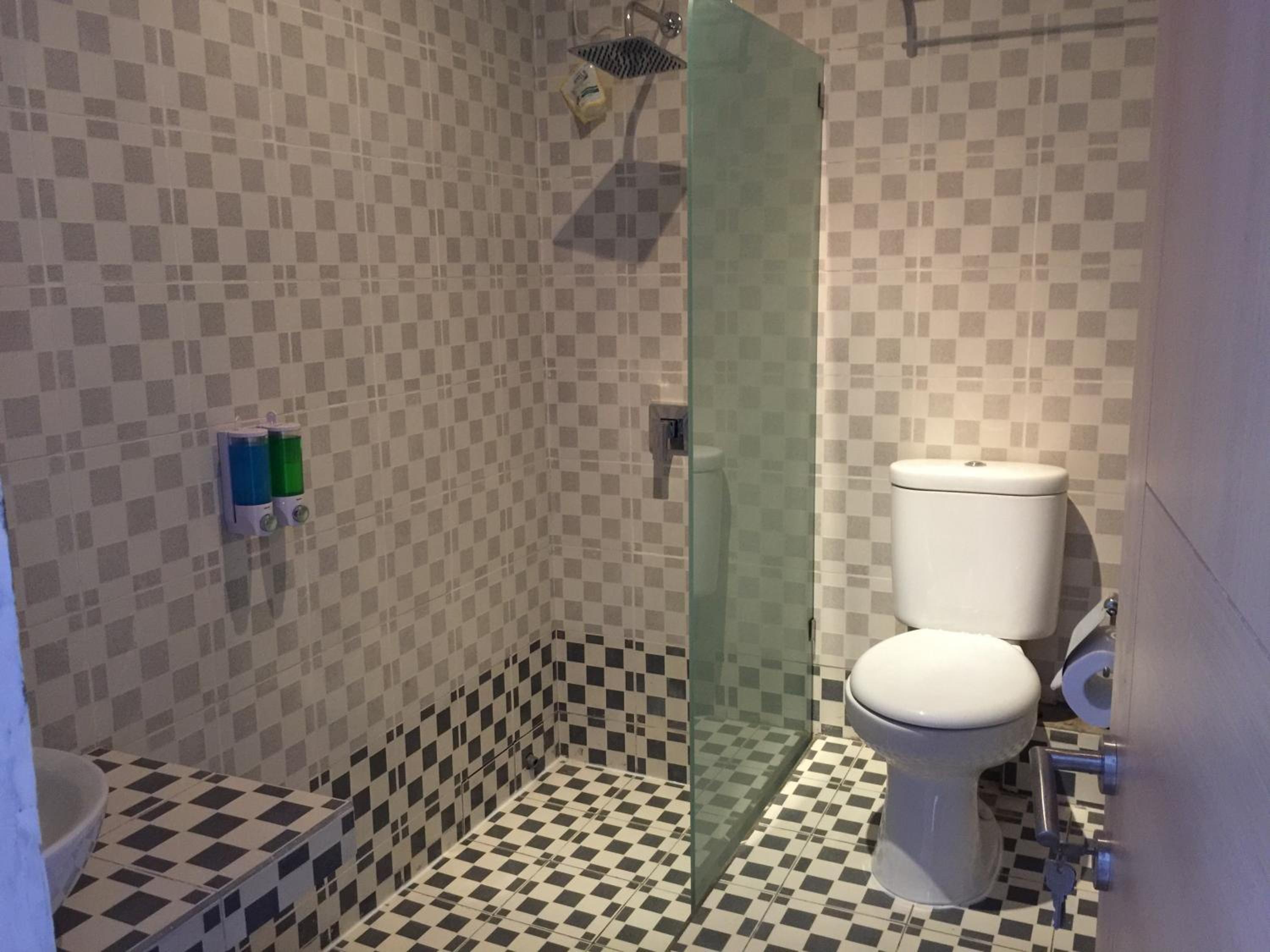 Deluxe Room - Photo 6