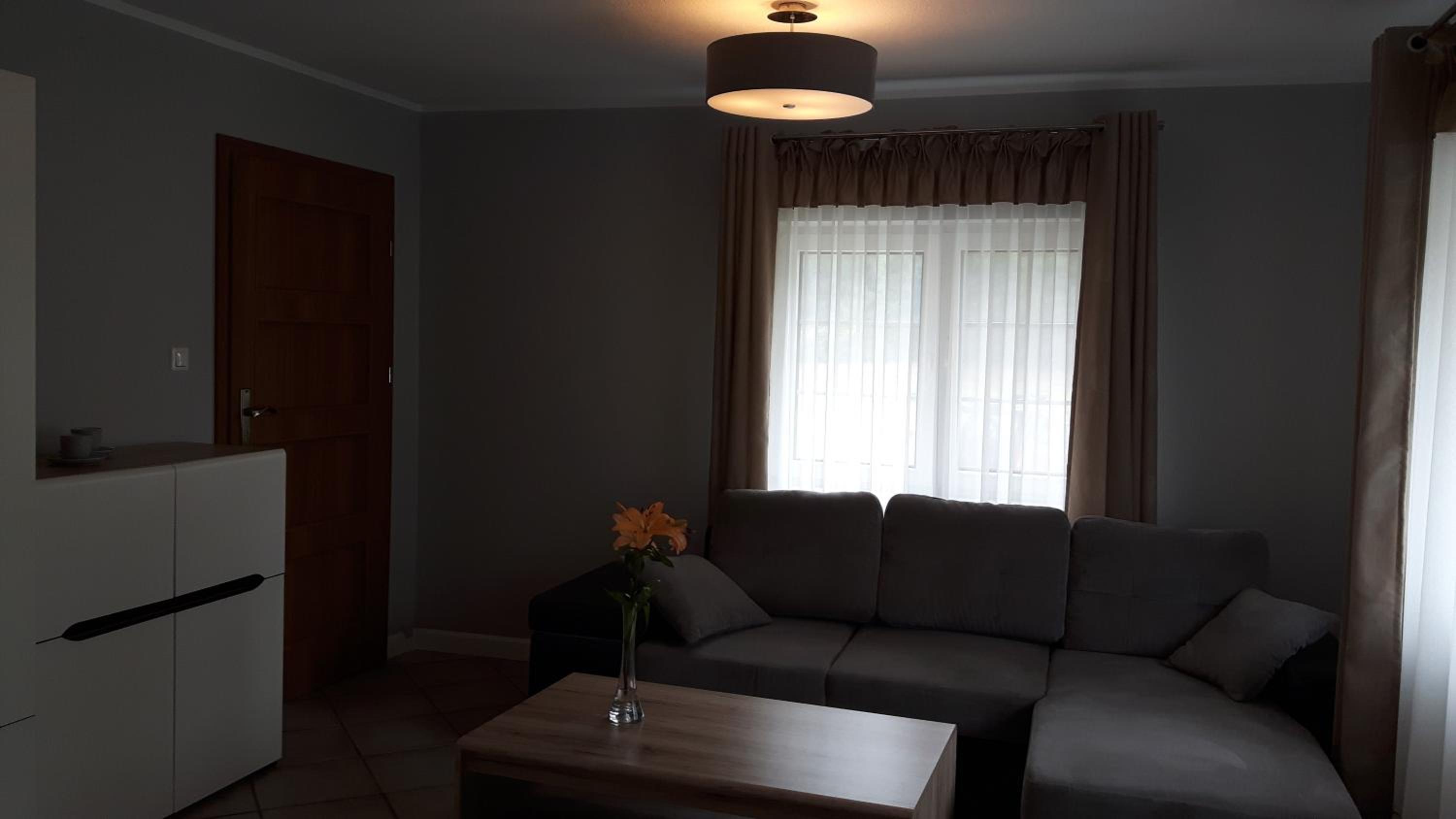 Apartment photo 2