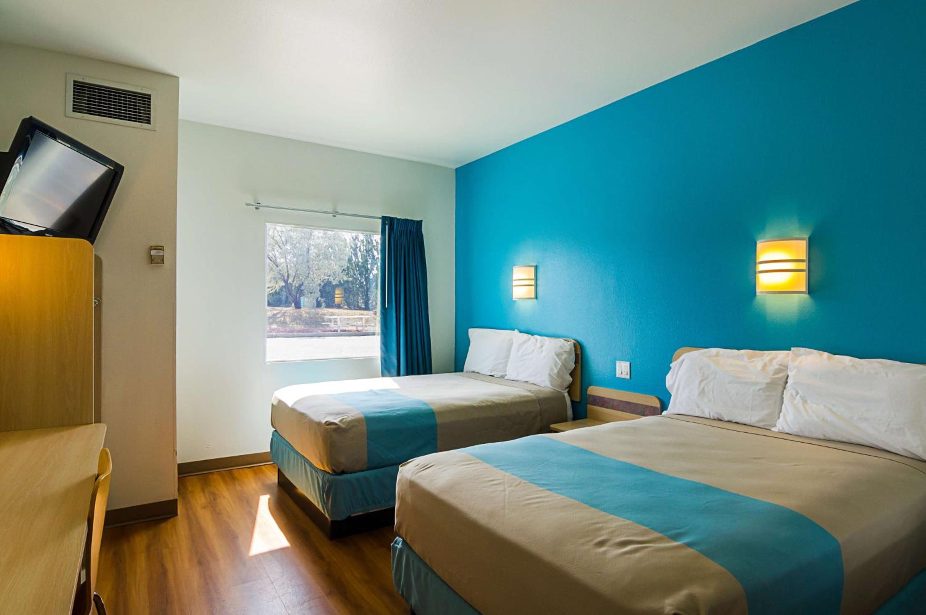 Quadruple Room - Non-Smoking