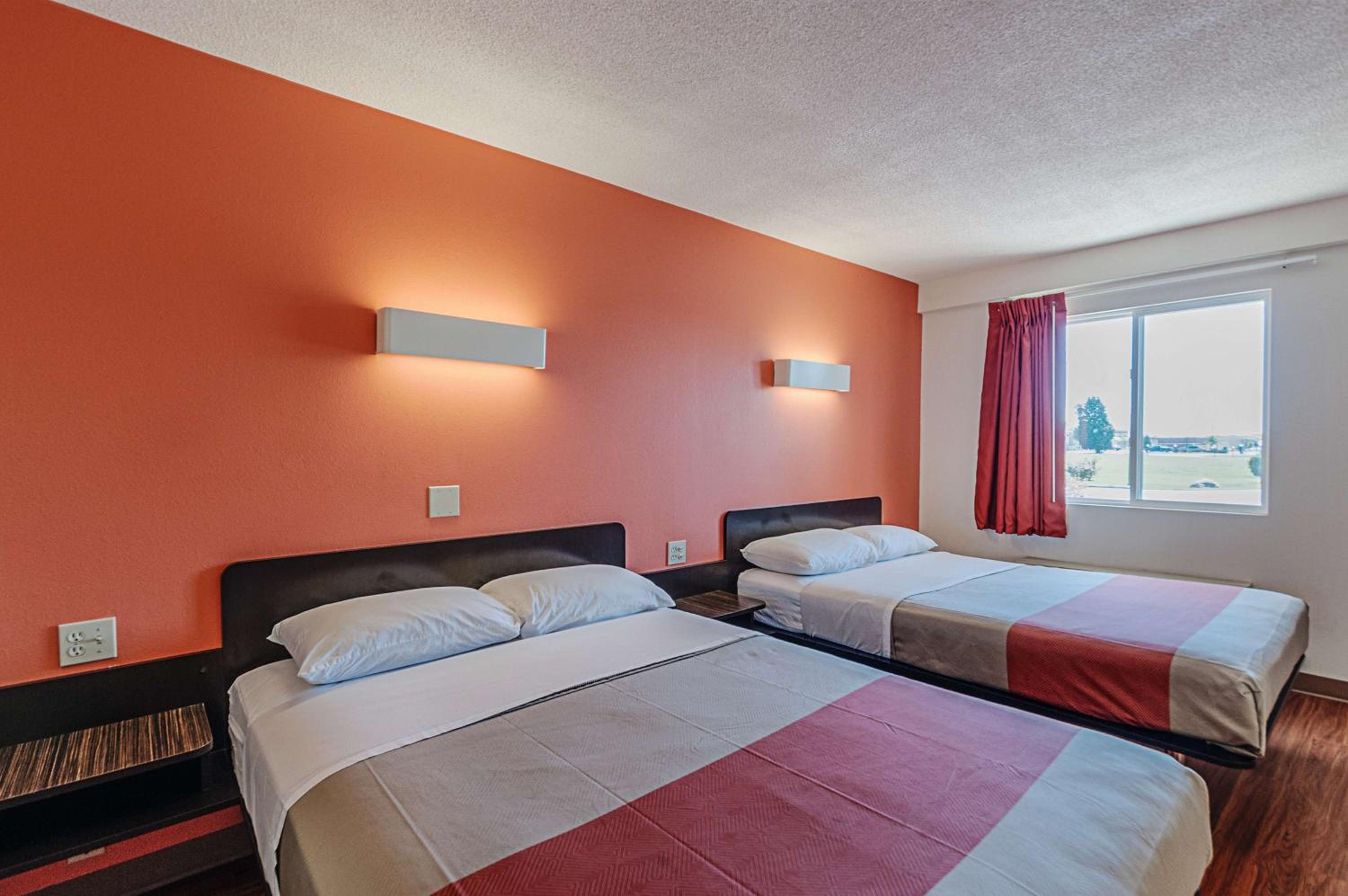 Queen Room with Two Queen Beds - Disability Access - Non-Smoking photo 2