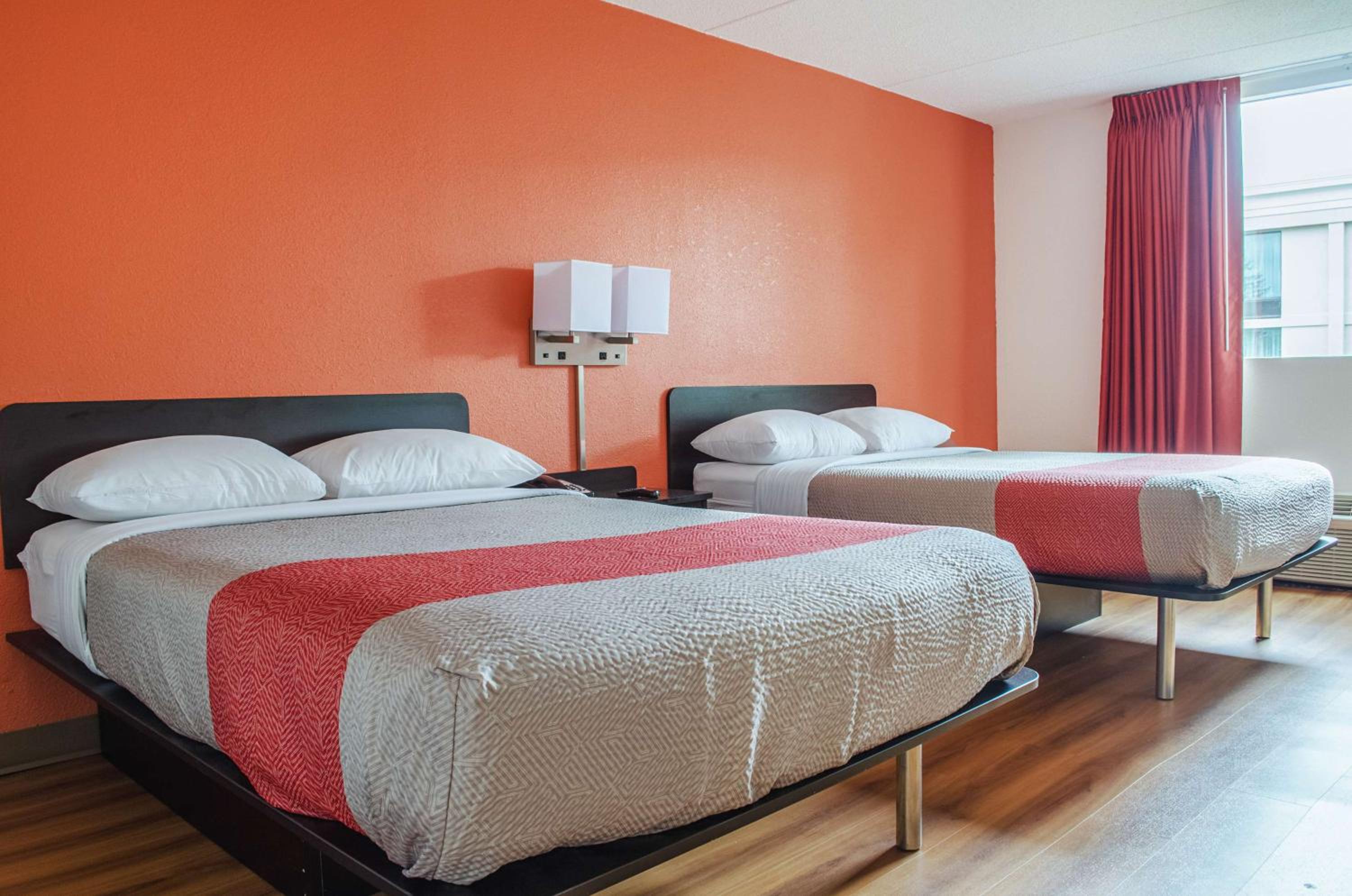 Quadruple Room - Non-Smoking