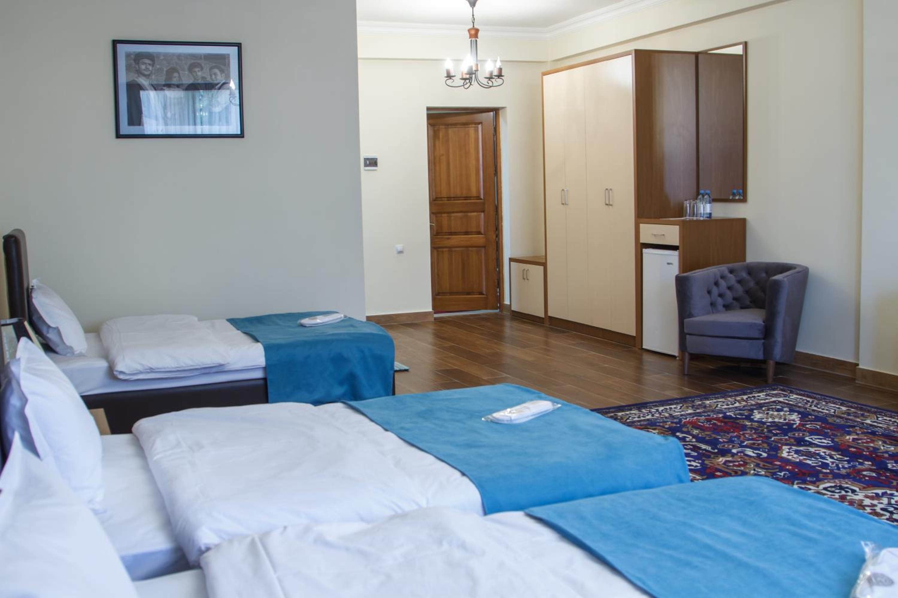 Triple Room with Bathroom photo 1
