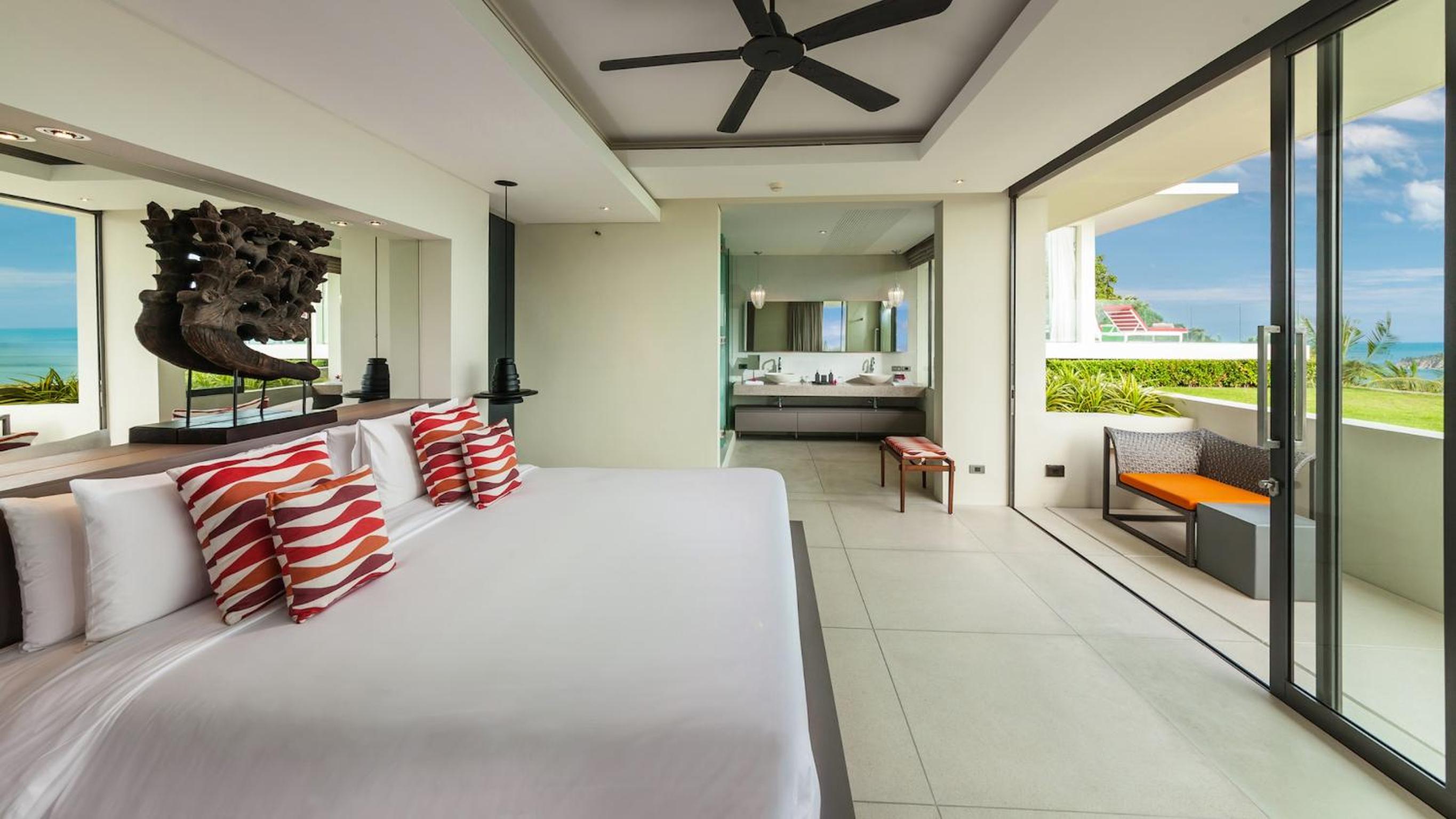 Villa with Sea View photo 2