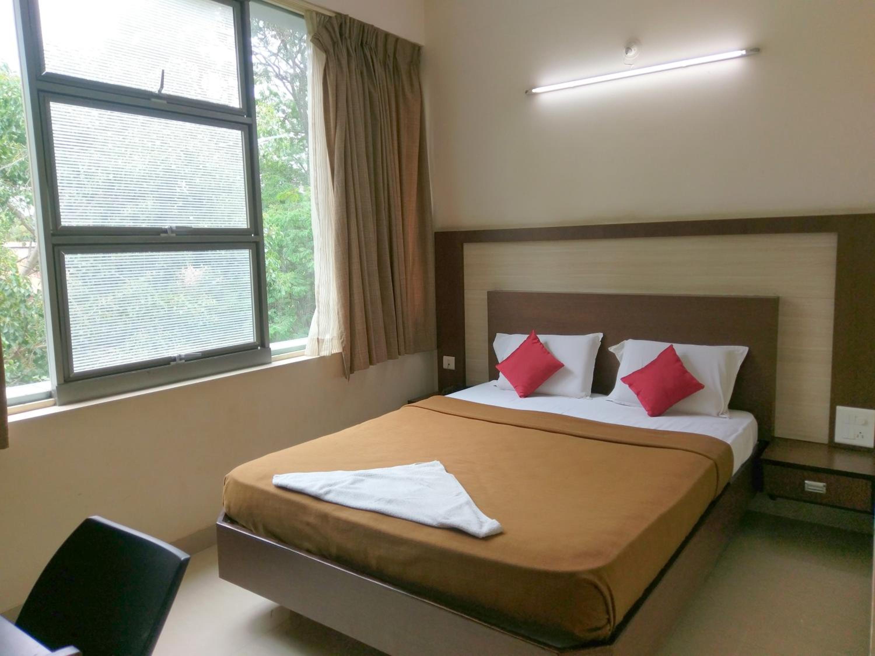 Deluxe Double Room with Air Conditioning photo 1