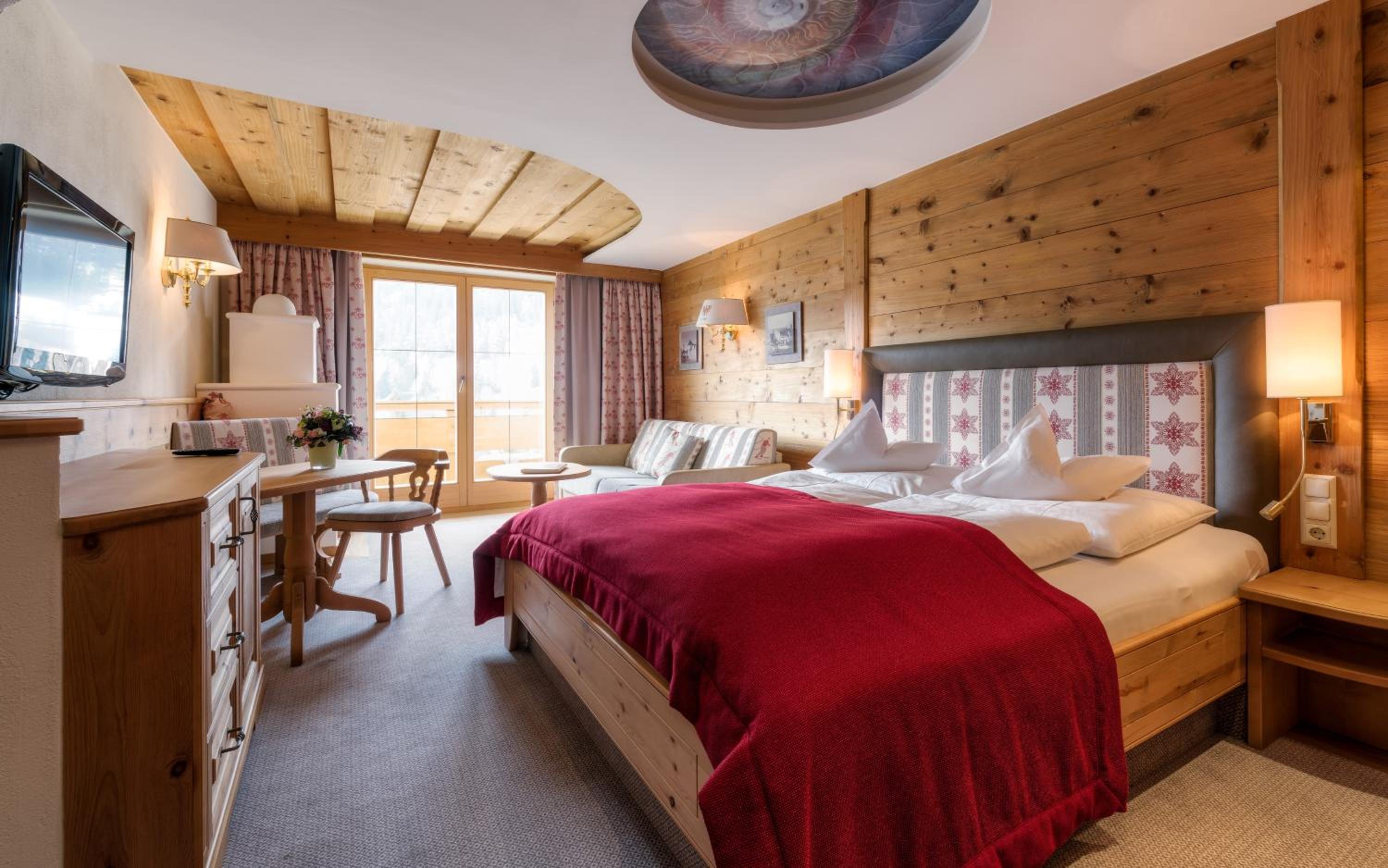 Junior Suite with Balcony photo 2