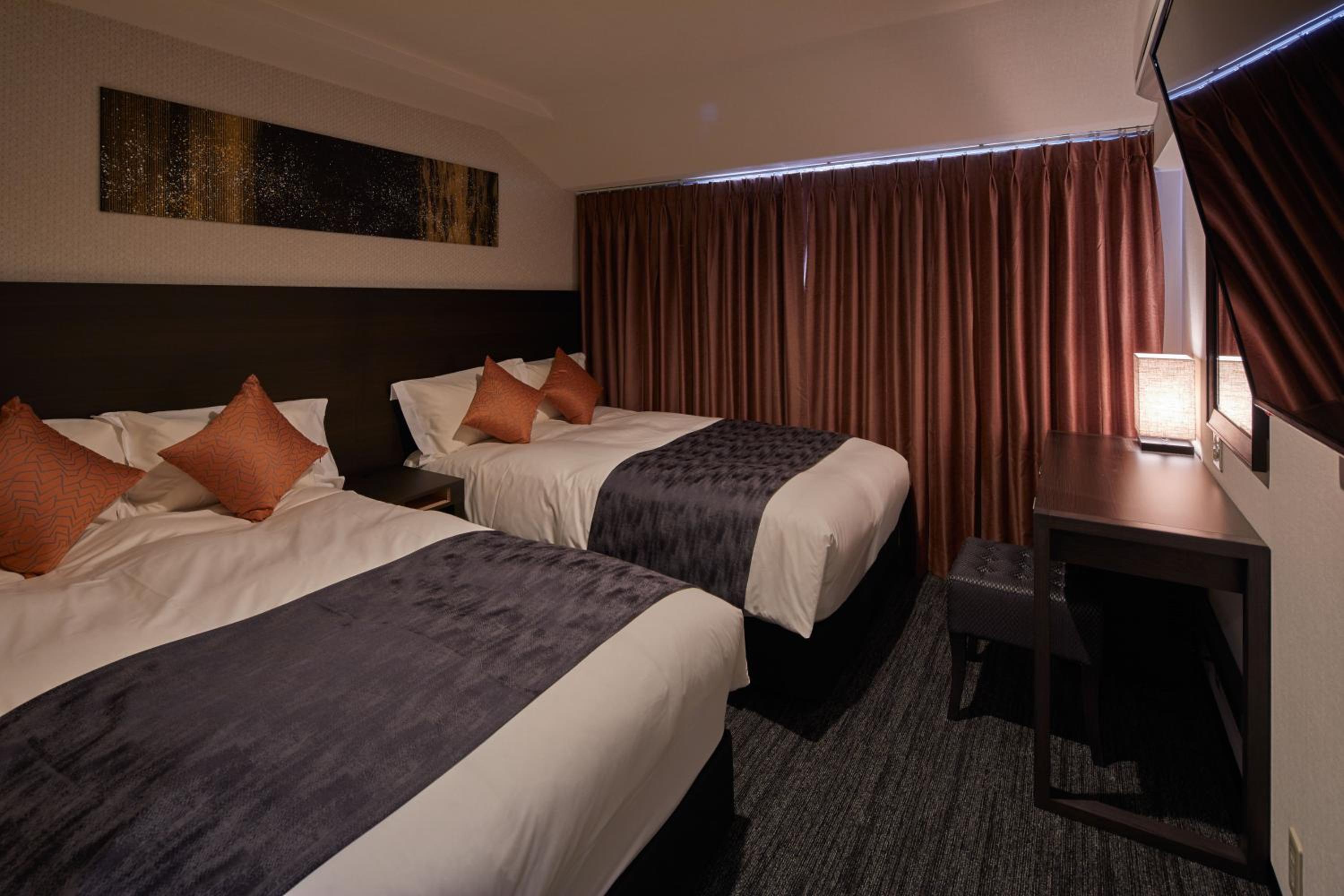 Standard Twin Room - Non-Smoking
