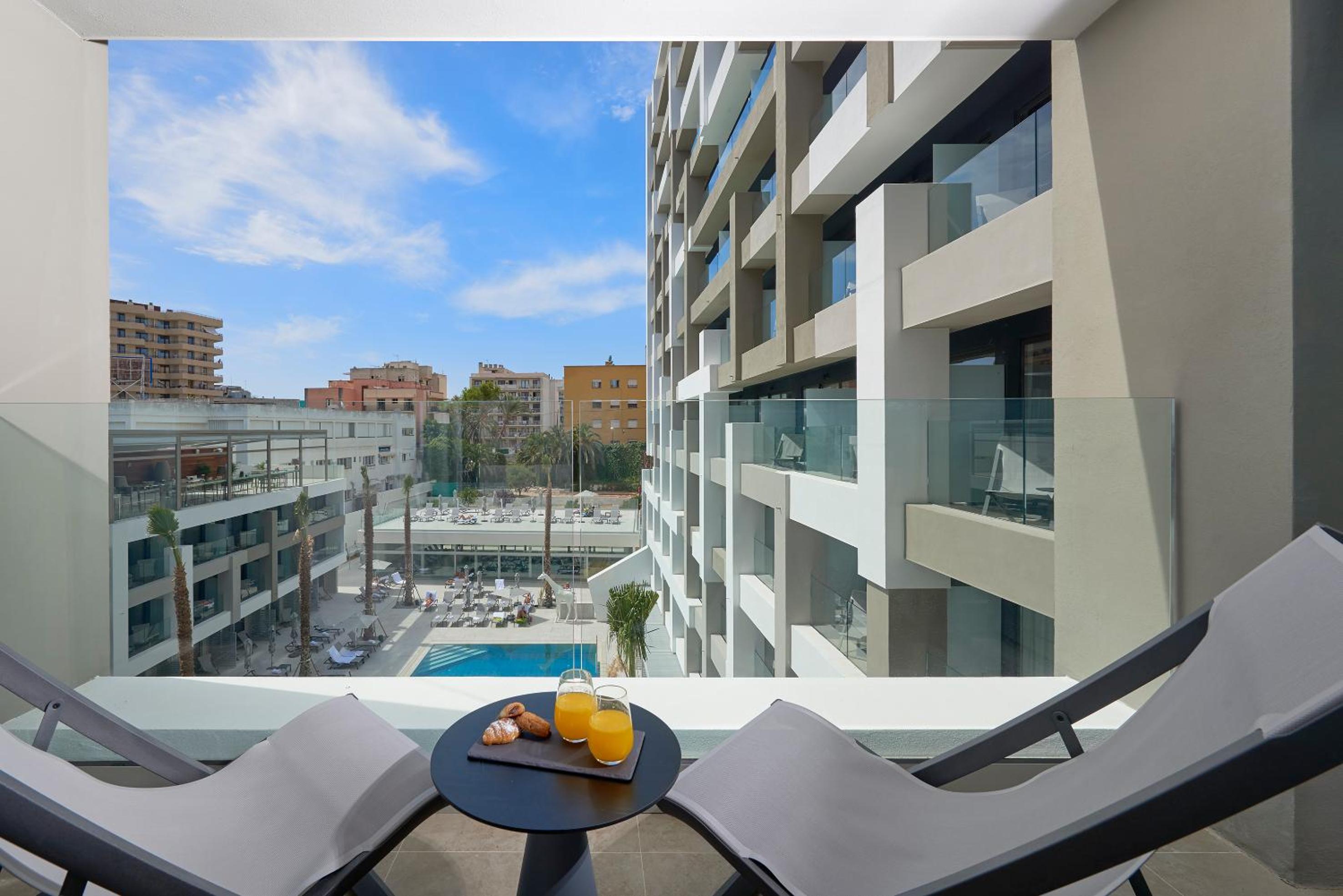 The Innside Room with Balcony