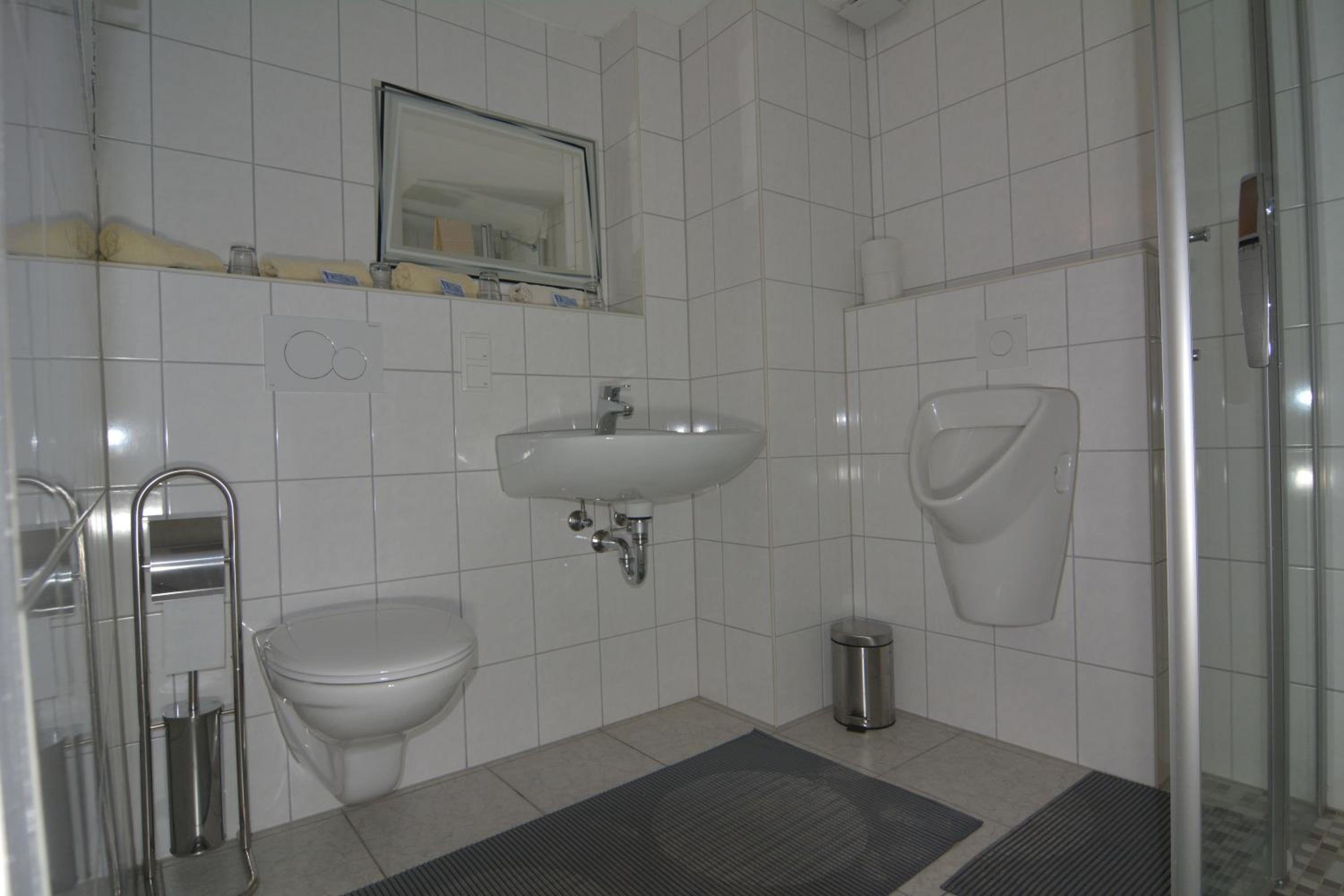 Four-Bedroom House photo 2