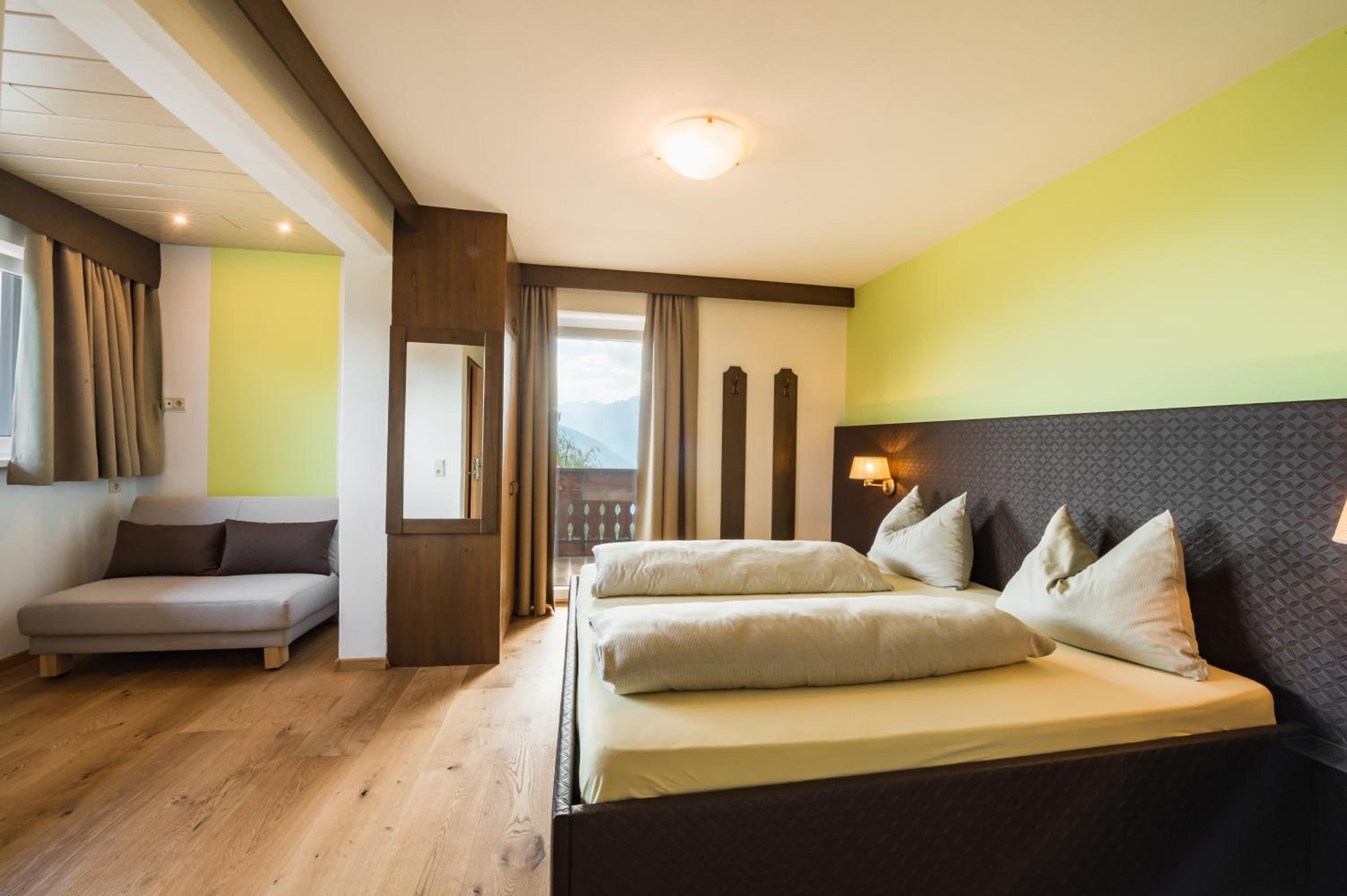 Double Room with Balcony photo 1