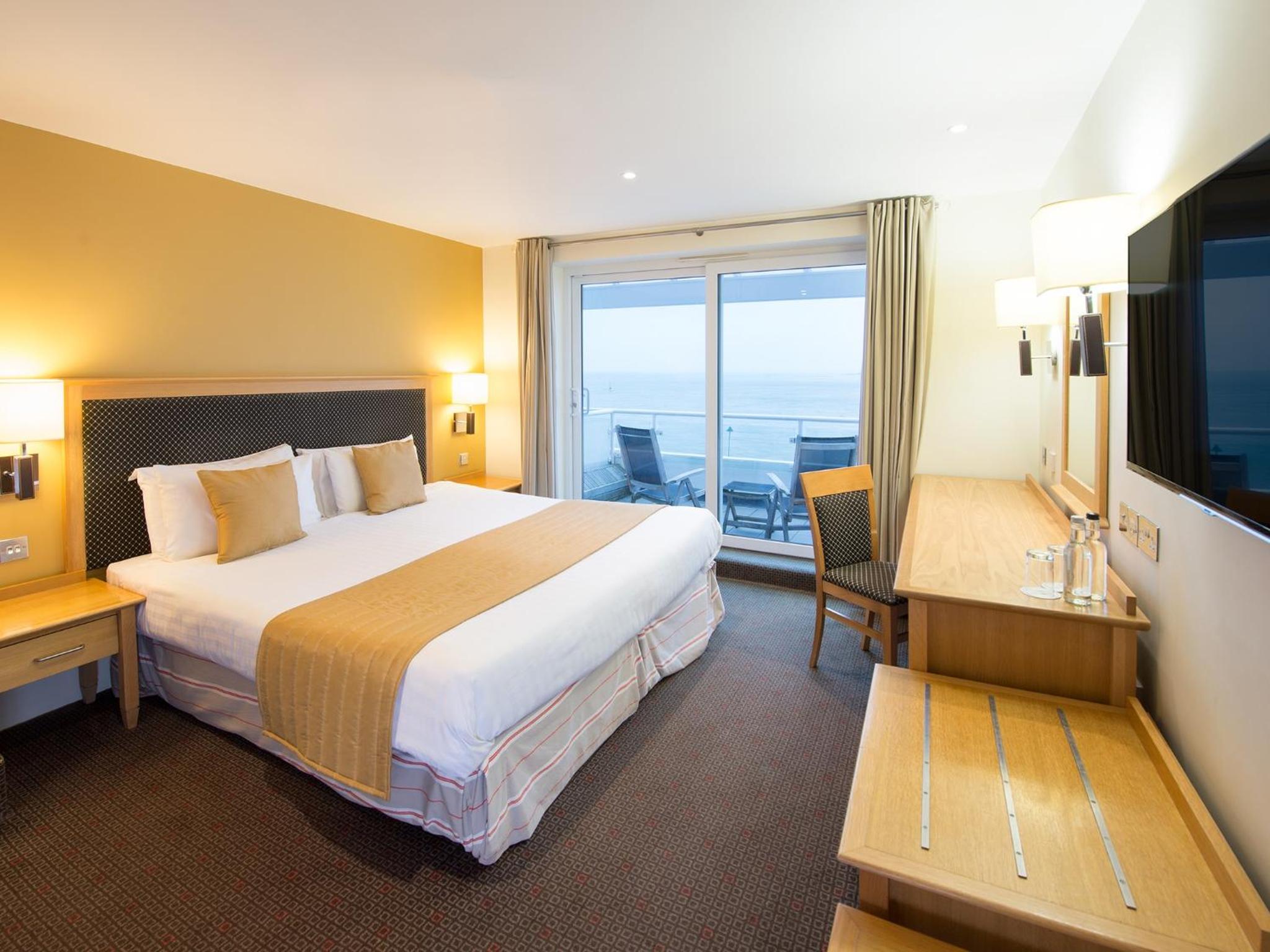 Double Room with Balcony and Sea View photo 3
