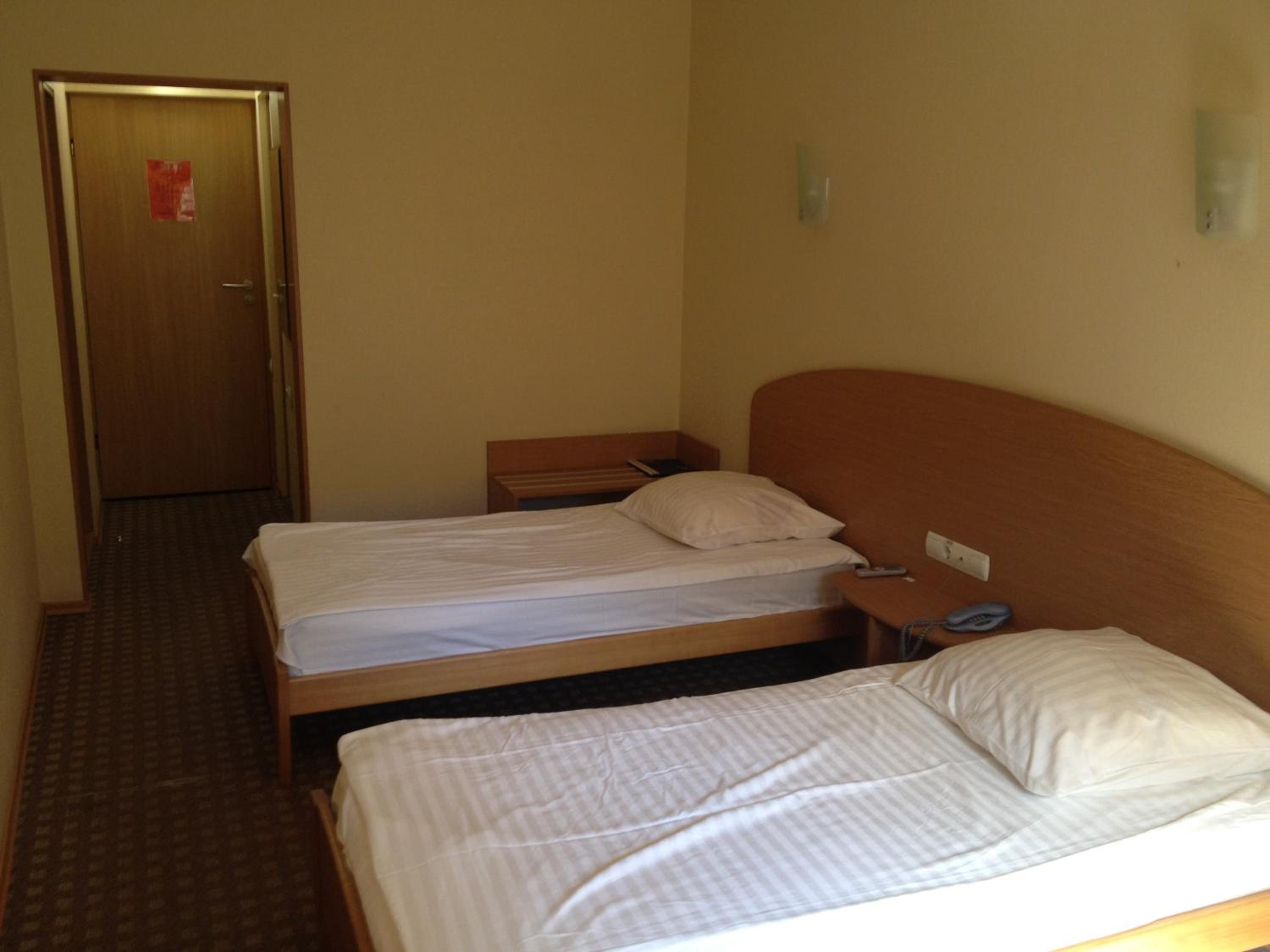 Standard Twin Room photo 1