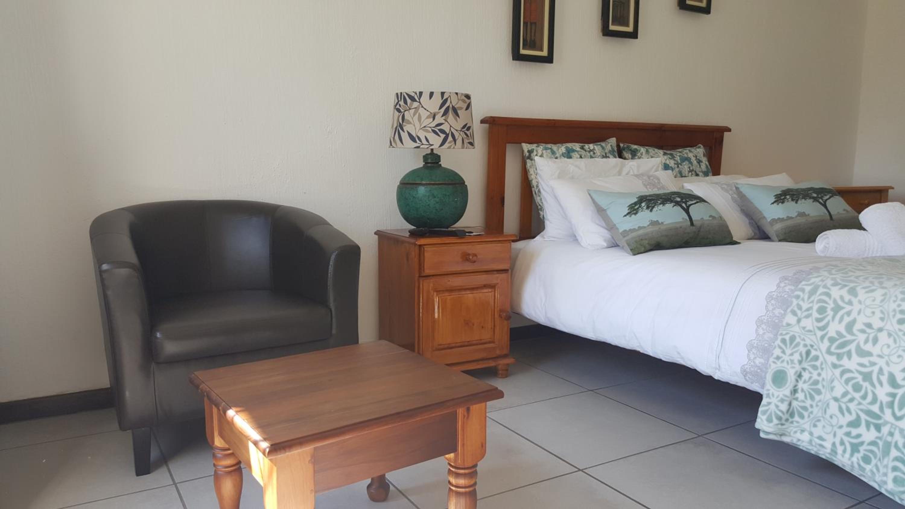 Twin/Double Room photo 2