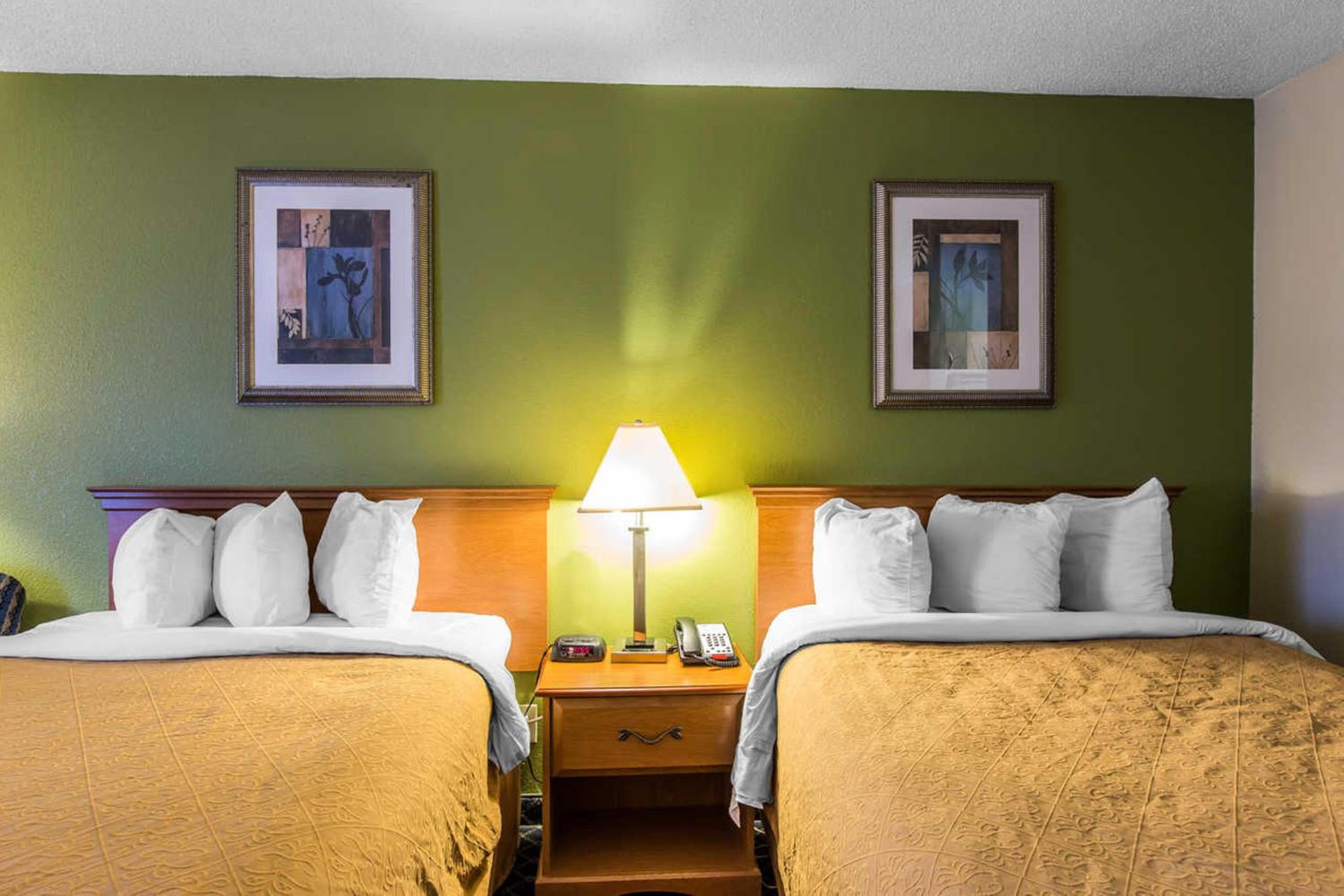 Double Room with Two Double Beds - Accessible/Non-Smoking