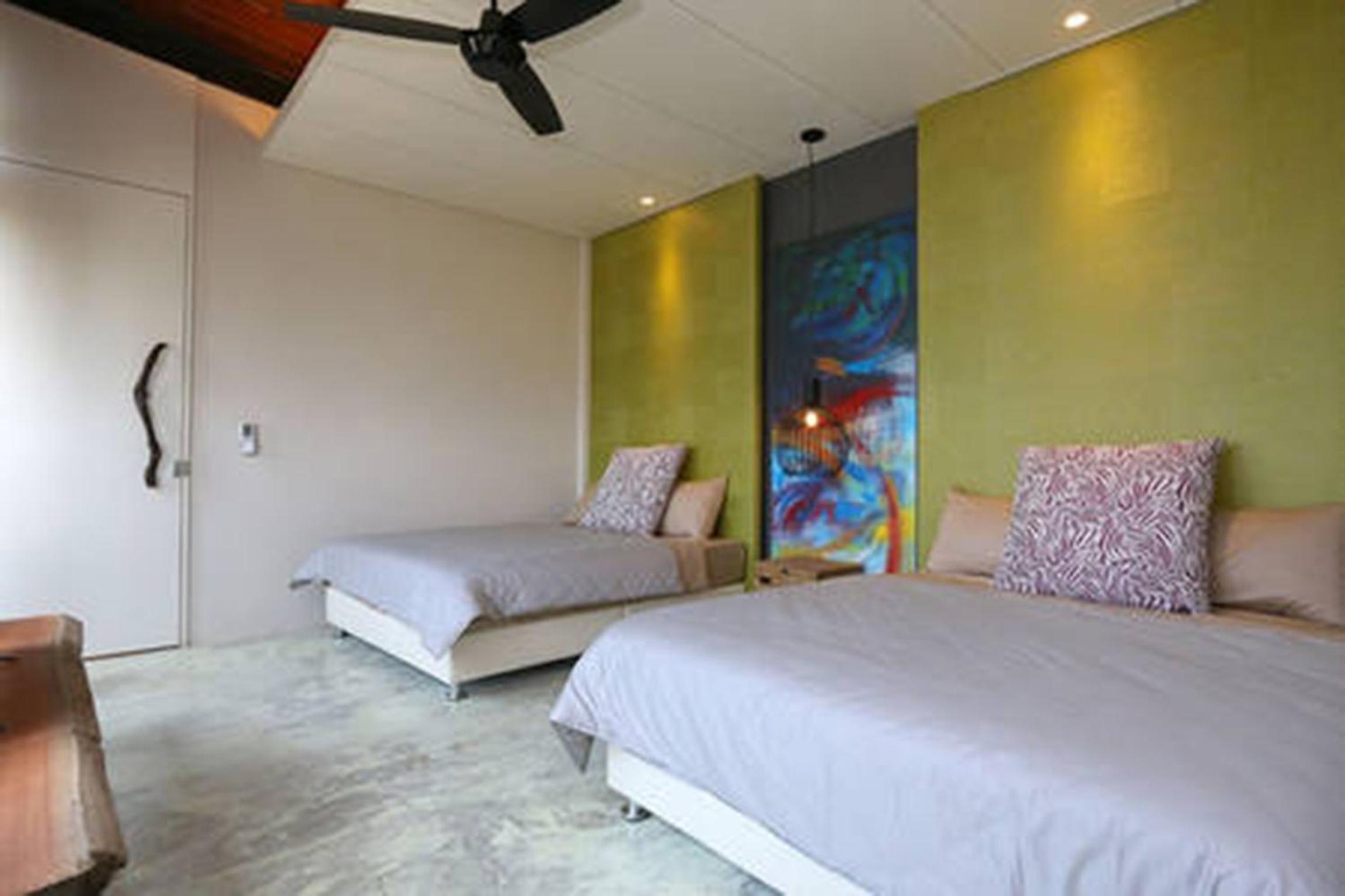 Quadruple Room with Balcony photo 3