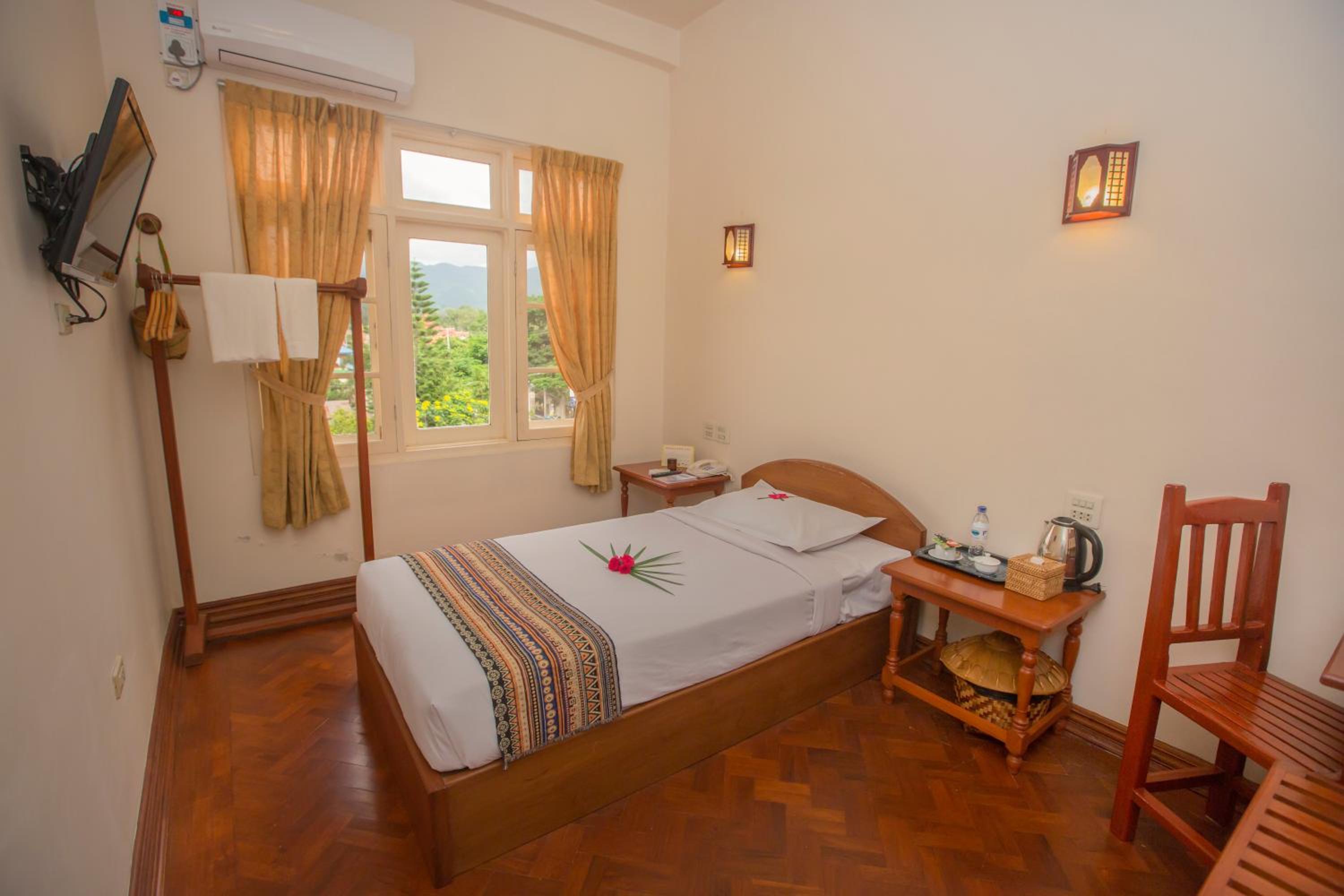 Standard Single Room