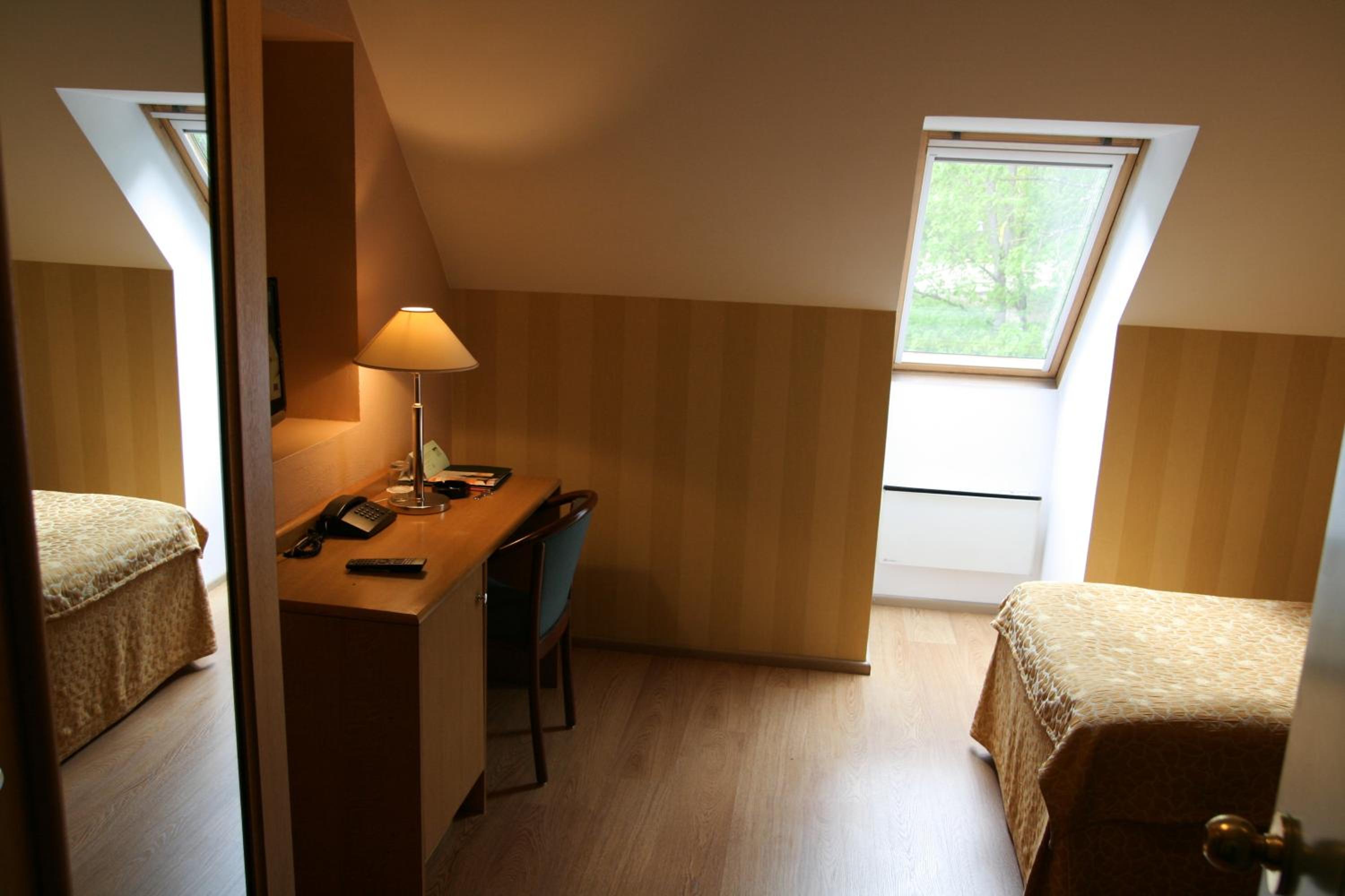 Single  Room