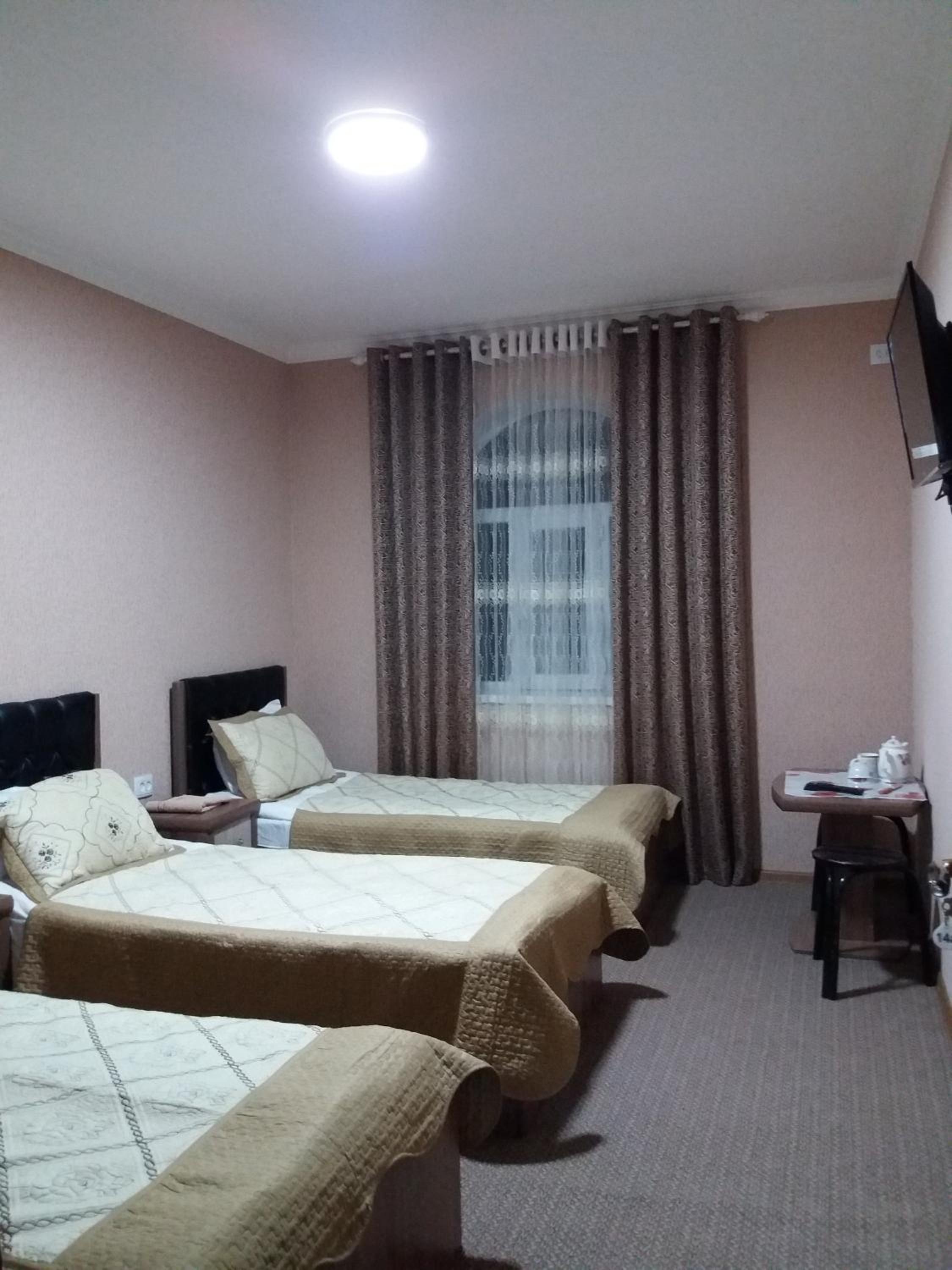 Single Bed In 3-Bed Female Room With Shared Bathroom