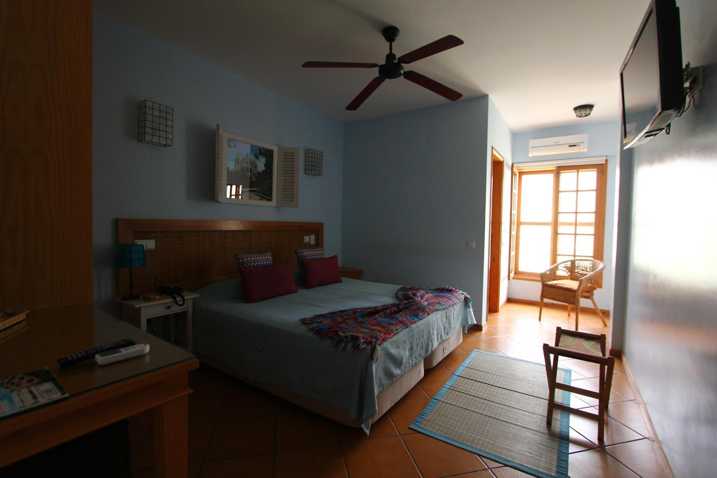 Double or Twin Room photo 2