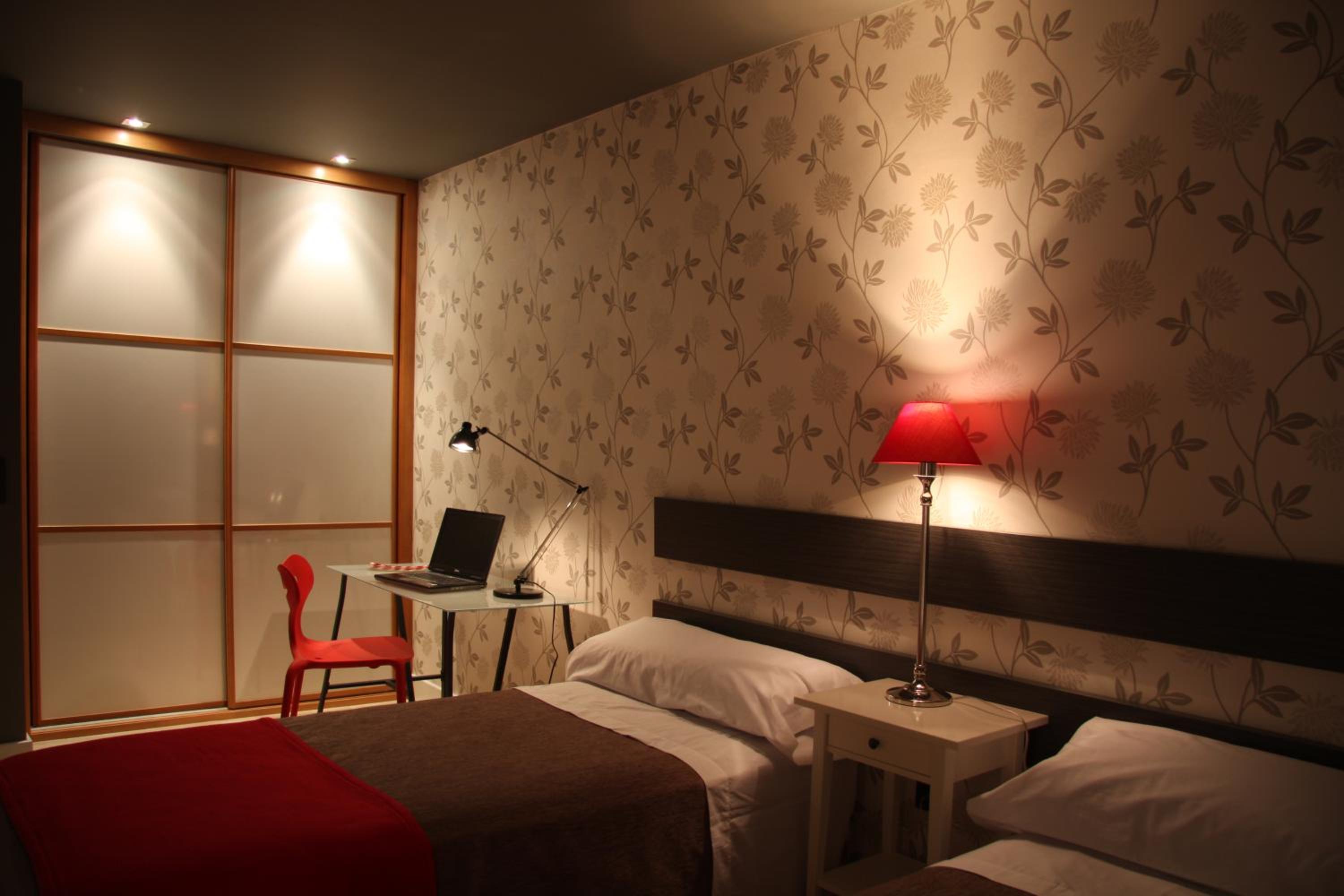One-Bedroom Apartment (1 Adult) photo 2