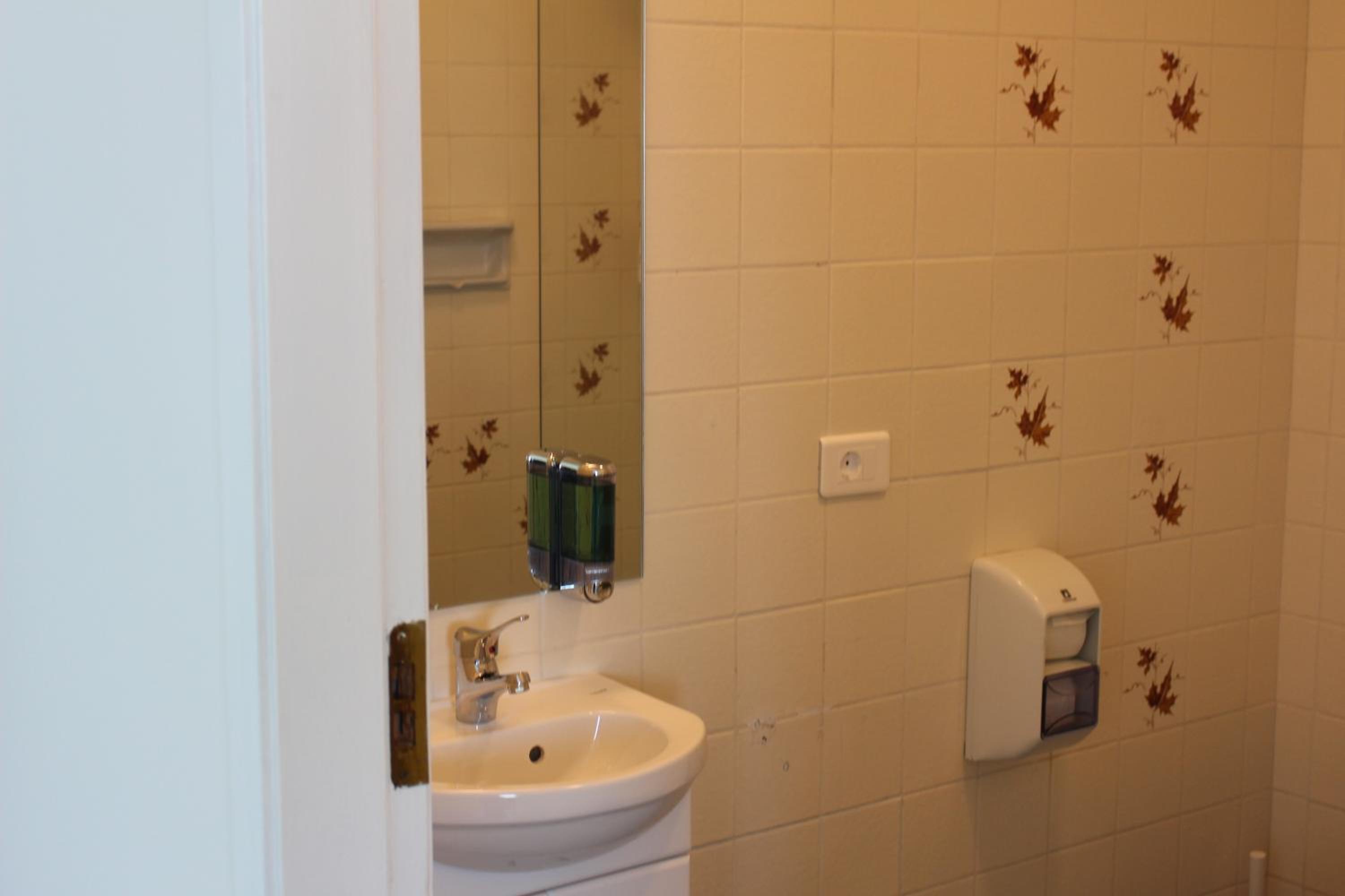 Studio Apartment photo 3