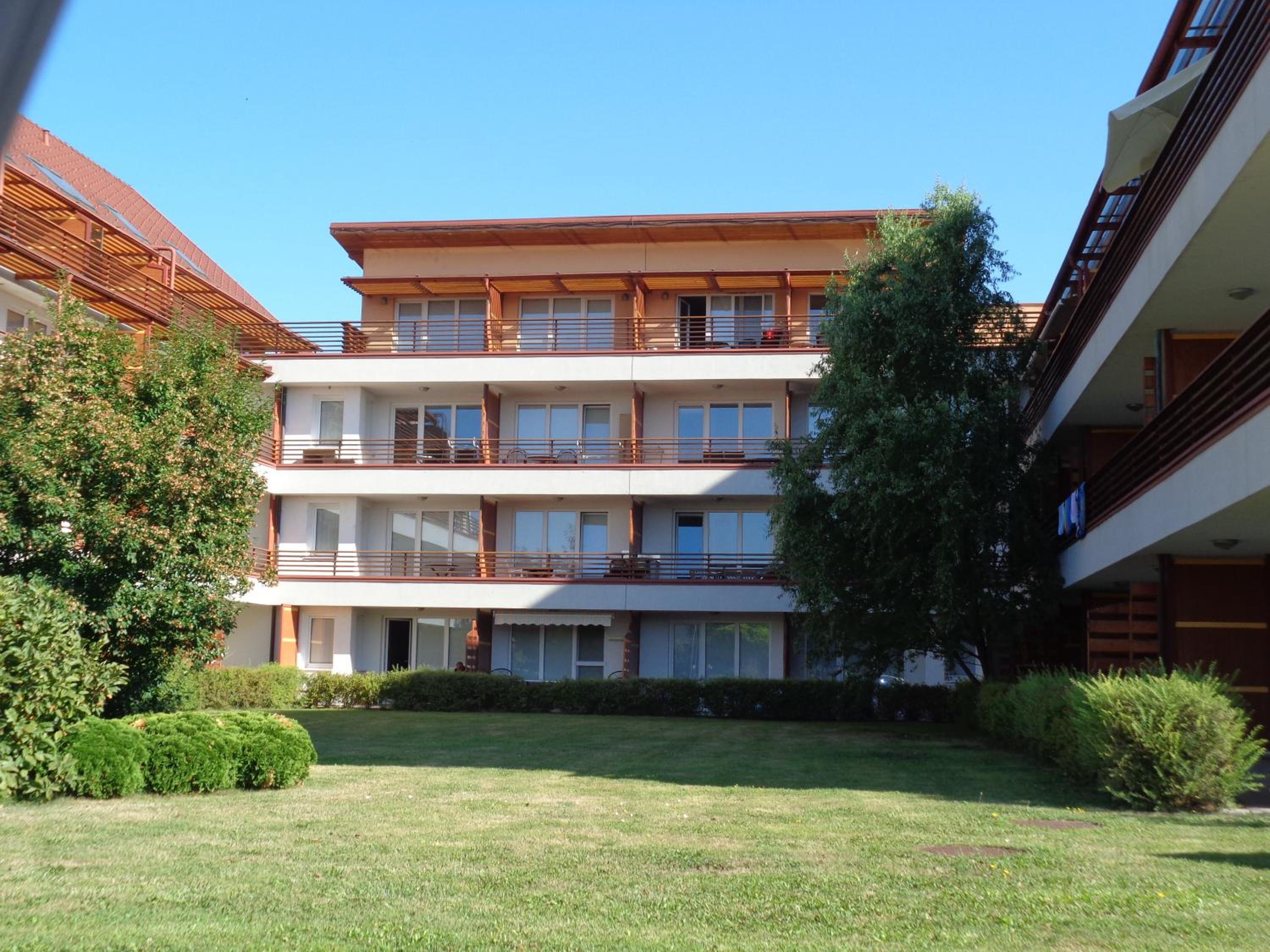 Apartment with Terrace photo 1