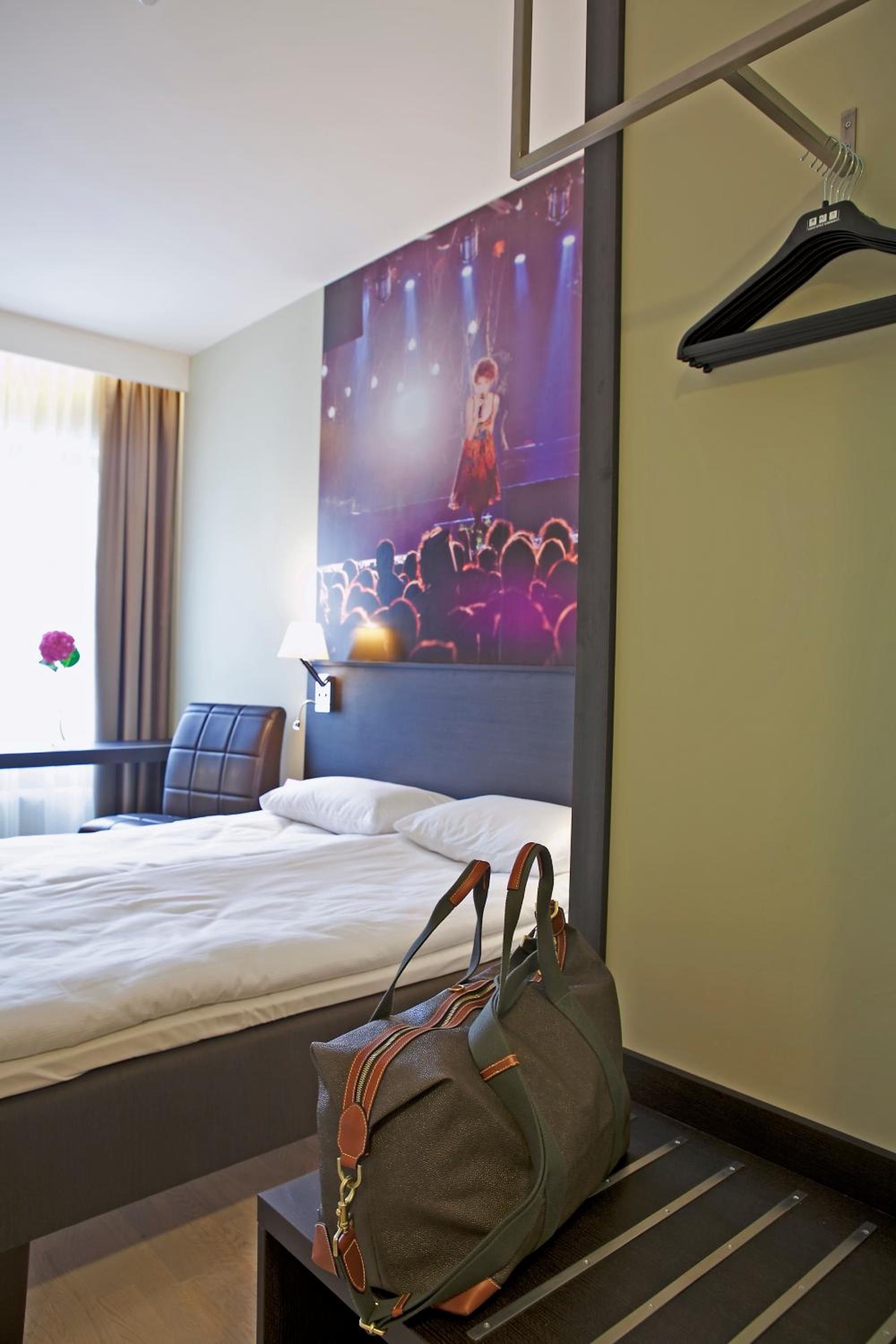 Standard Double Room - Photo 1
