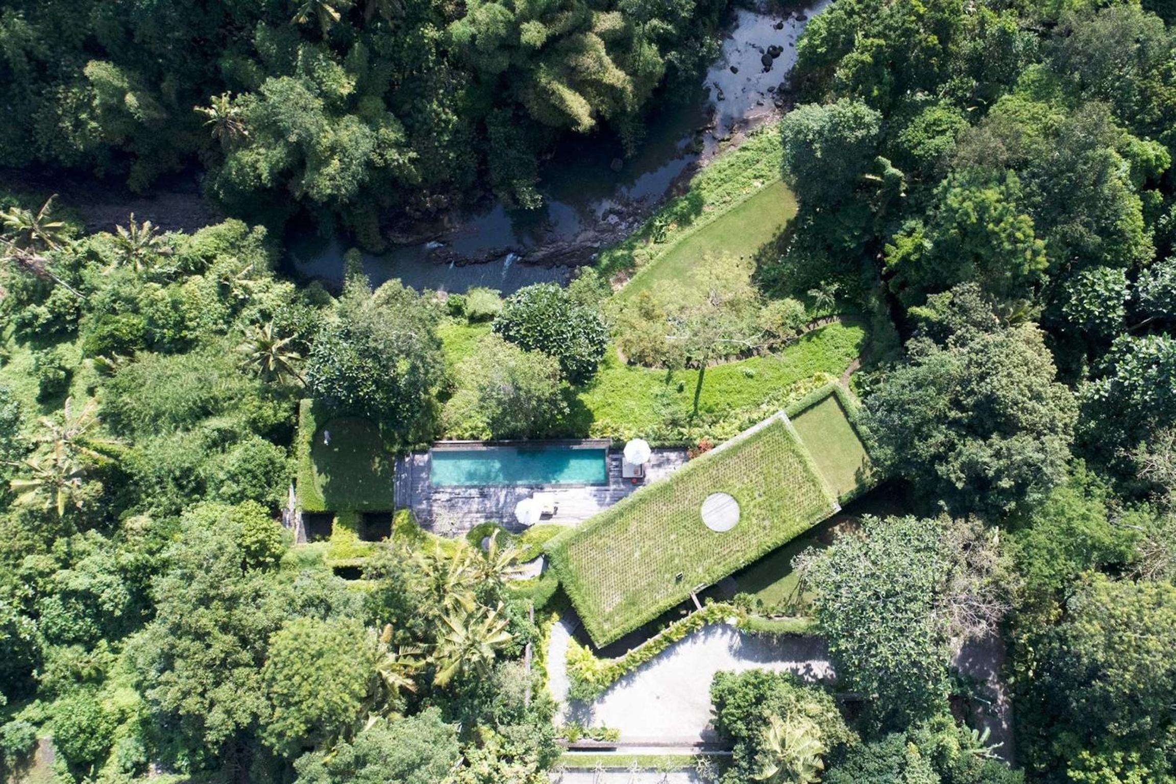 Villa with Private Pool photo 3