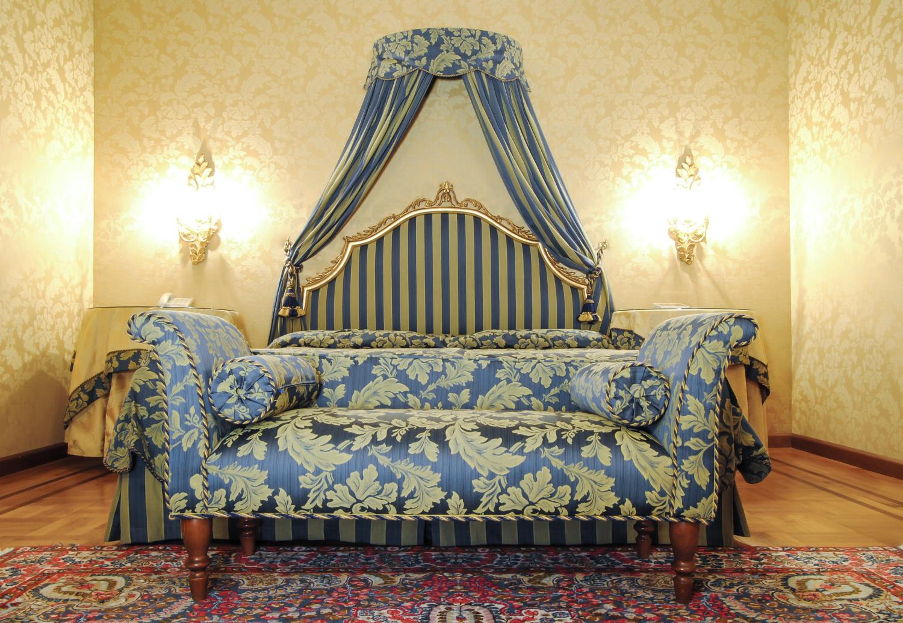 Presidential Suite photo 3