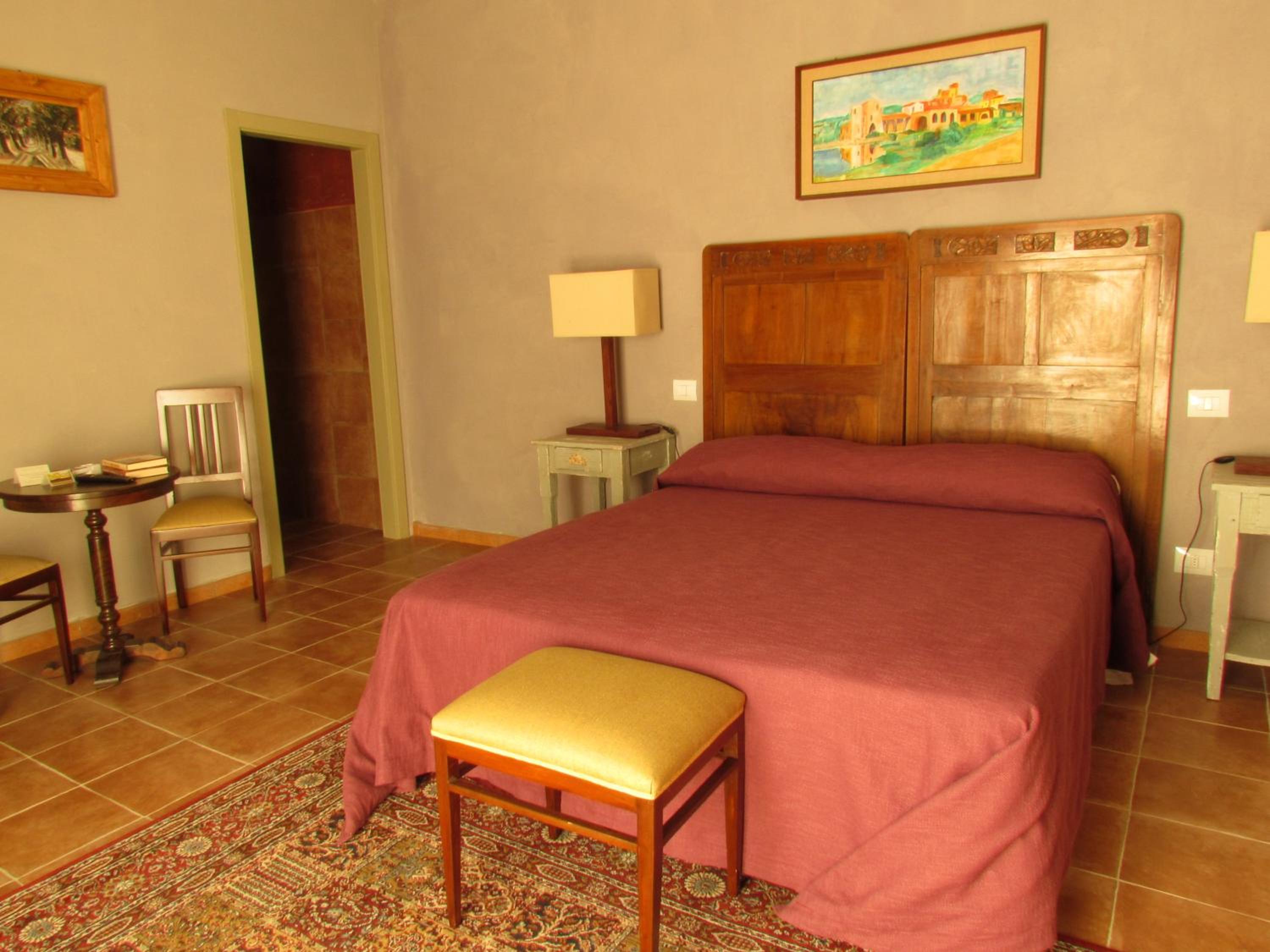 Large Double Room photo 3